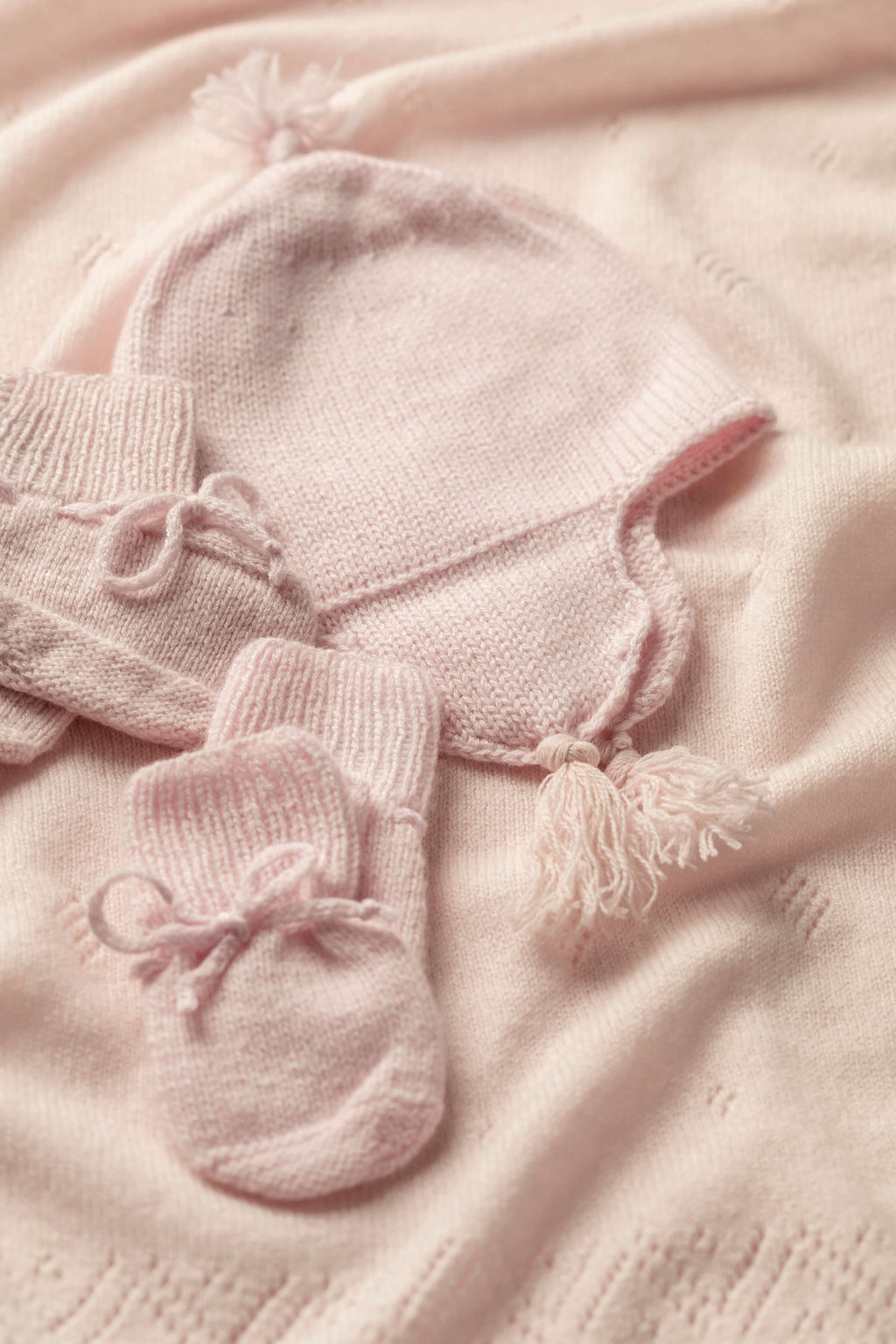 Baby's Pink Cashmere Gift Set