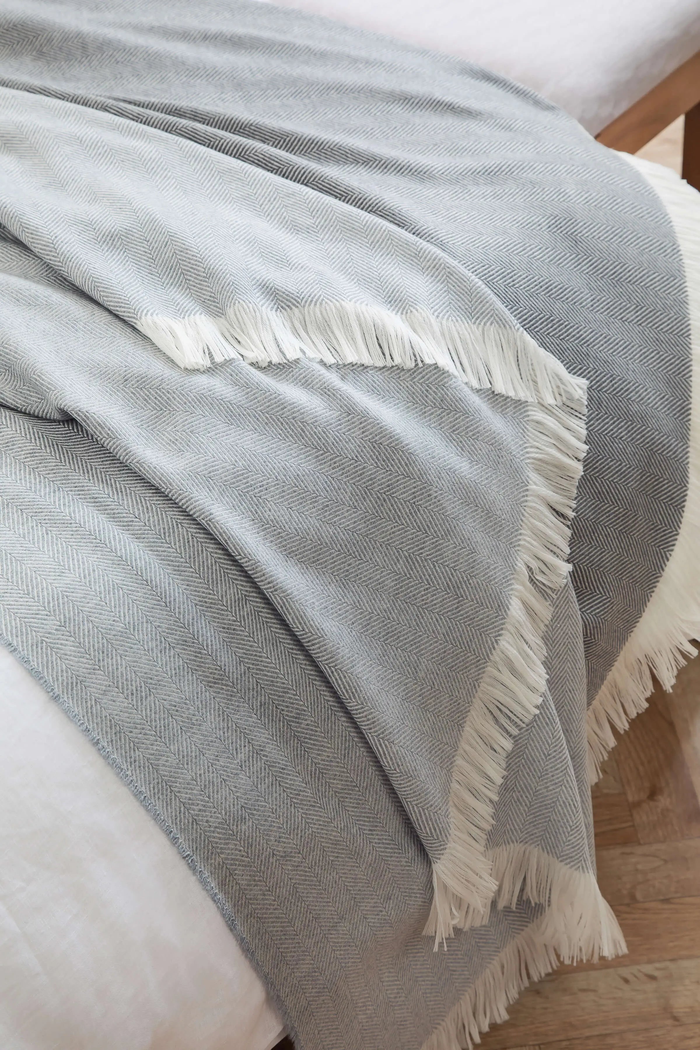 Herringbone Merino Bed Throw in Mist