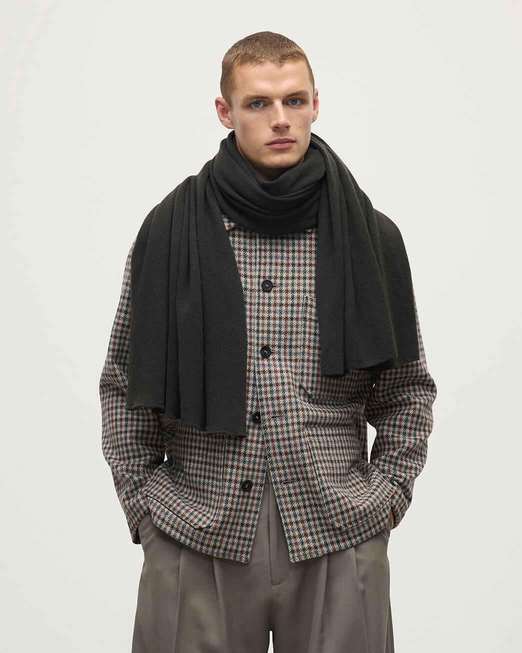 Gauzy Cashmere Dark Grey Travel Stole