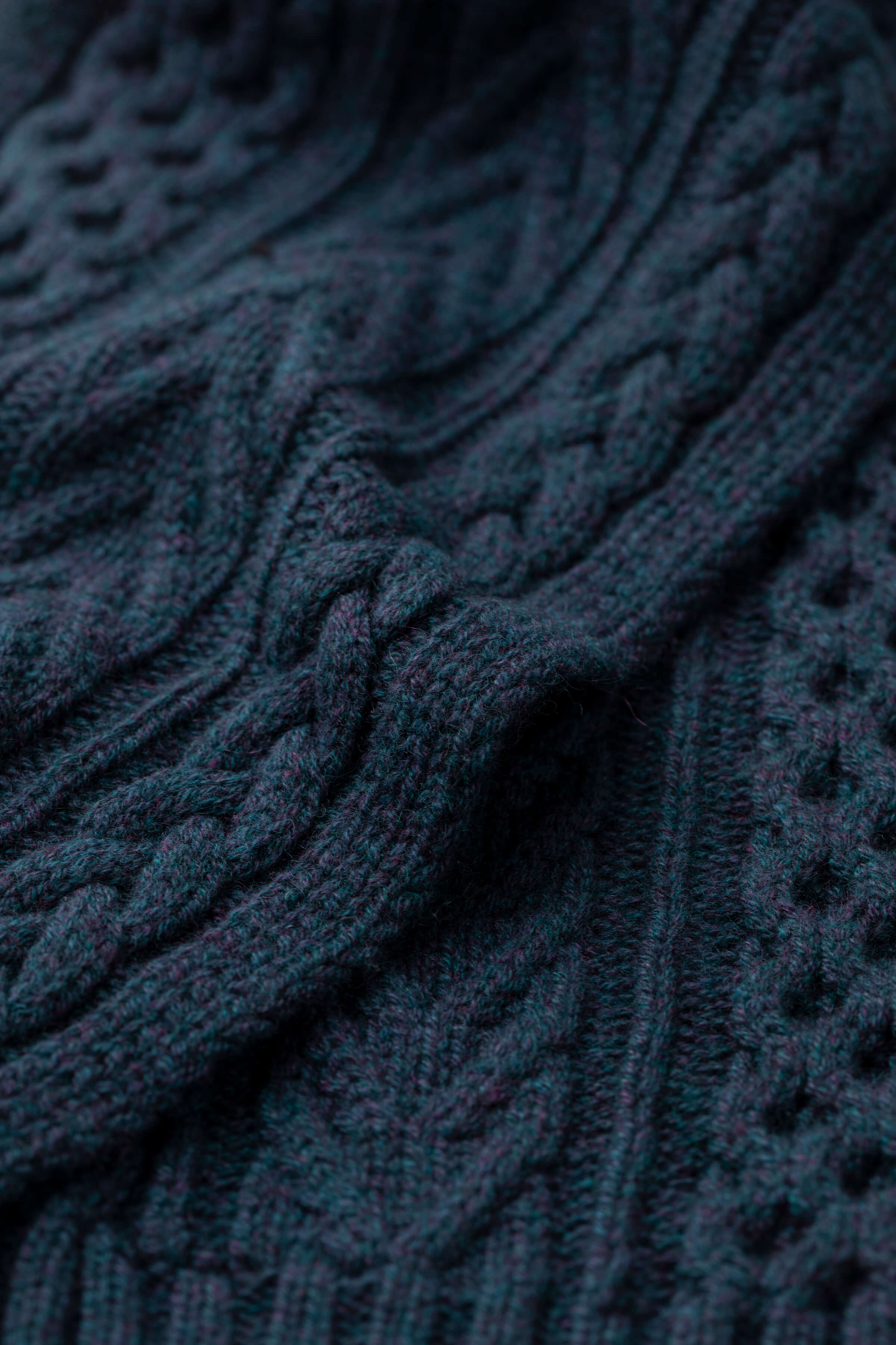 Aran Cable Navy Cashmere Scarf