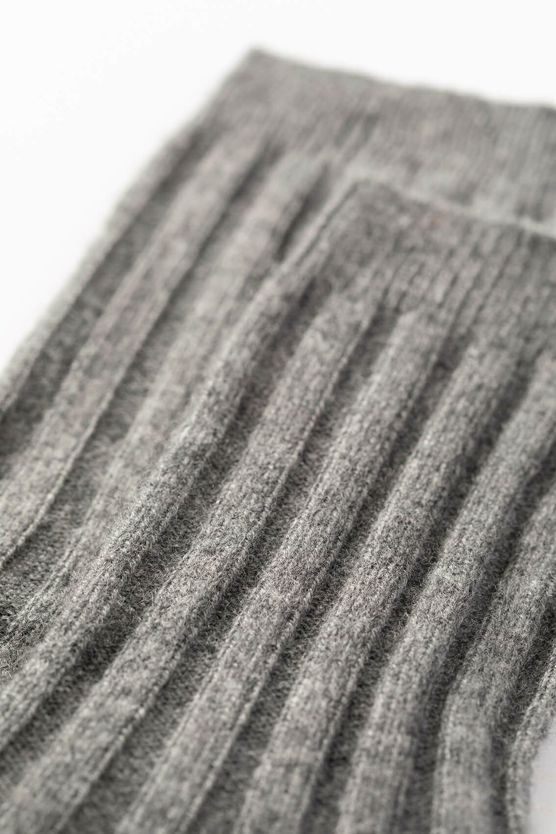 Men's Charcoal Cashmere Lounge Socks