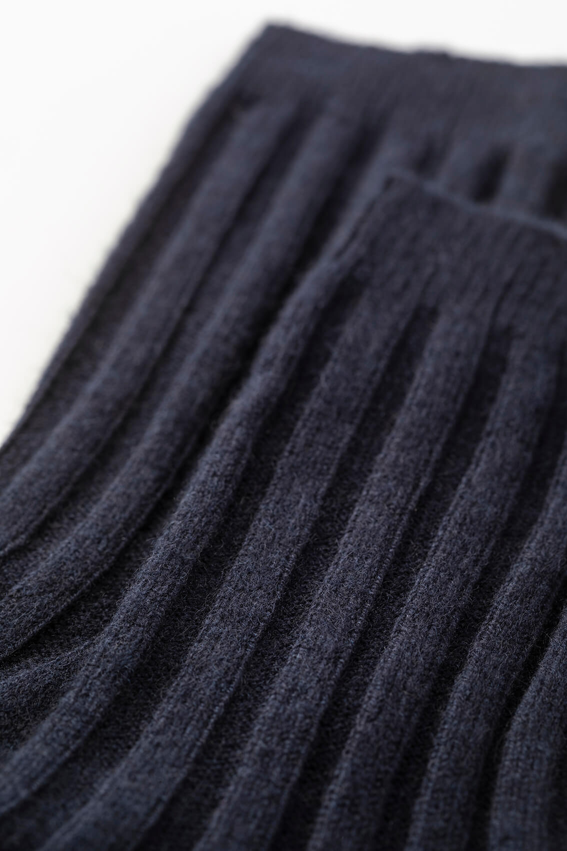 Men's Dark Navy Cashmere Travel Socks