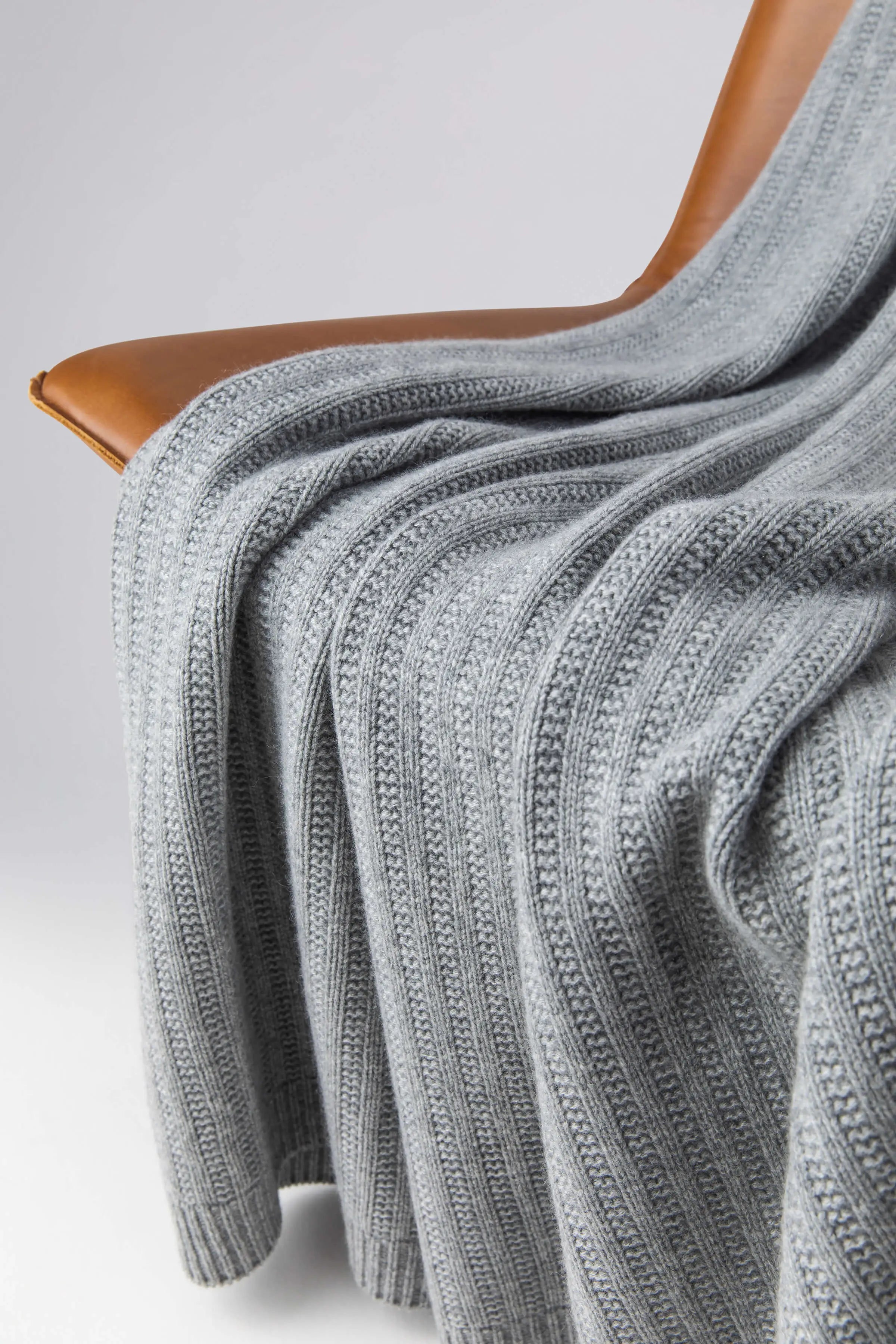 Texture Knitted Light Grey Cashmere Throw