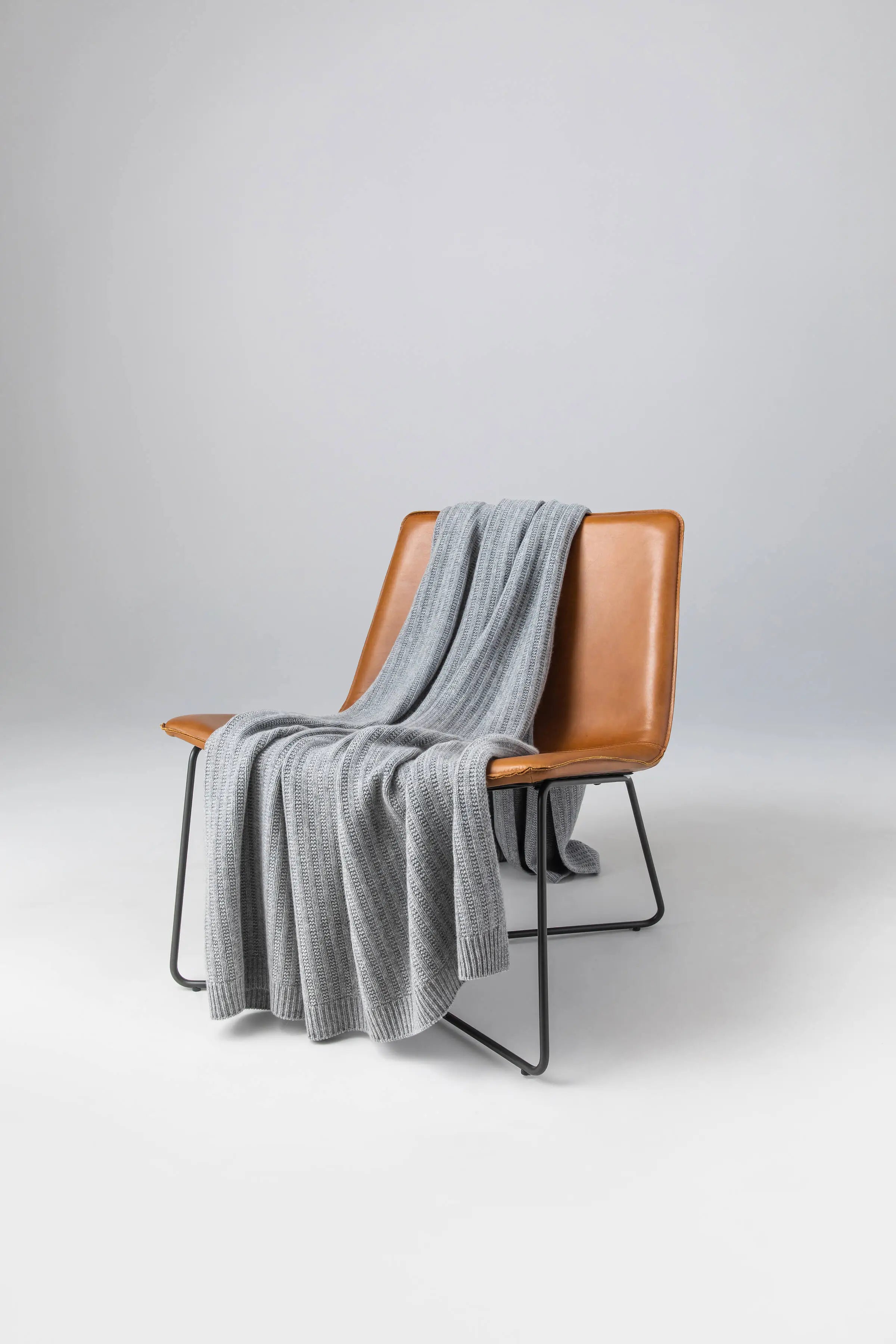 Texture Knitted Light Grey Cashmere Throw