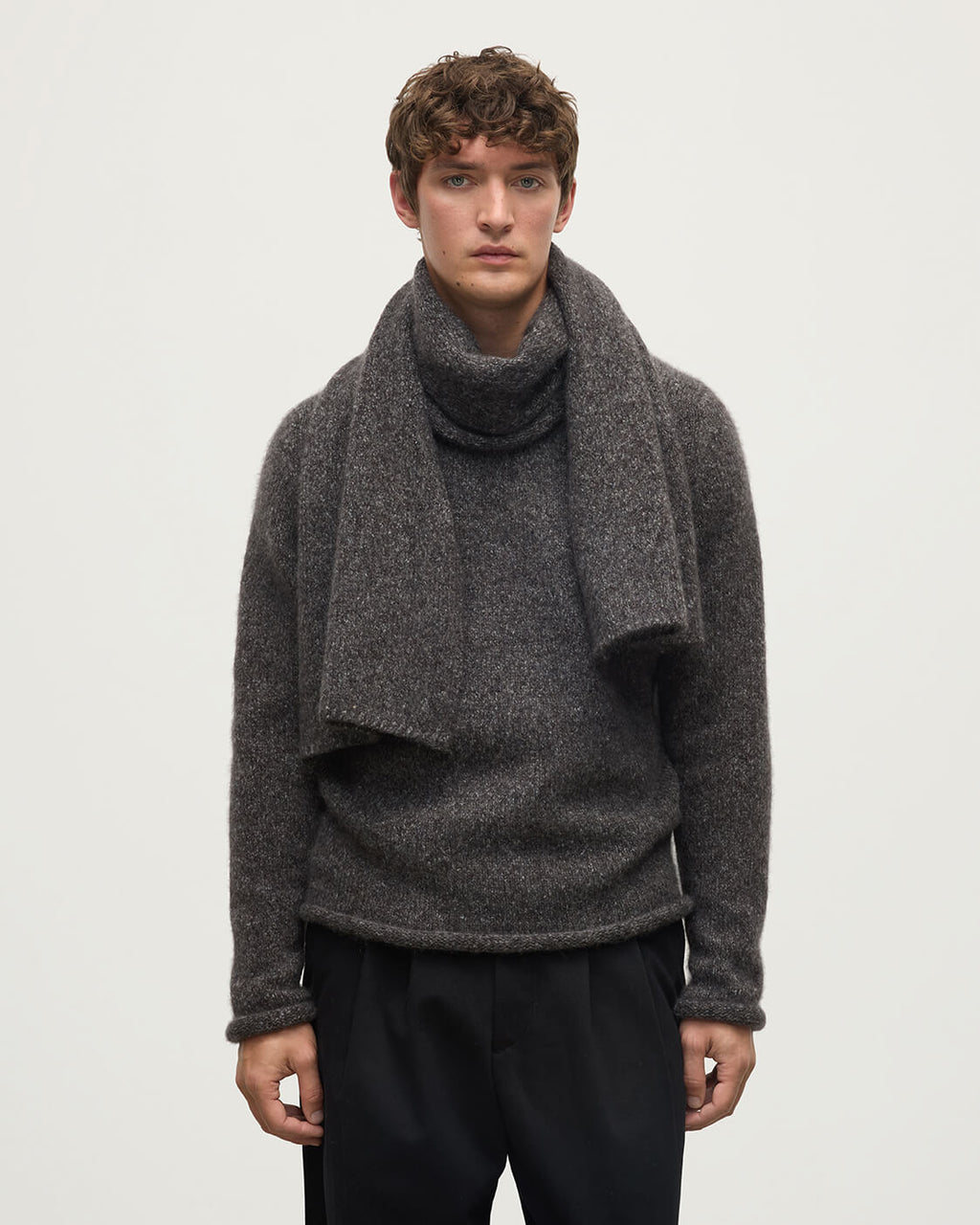 Cashmere Bouclé Charcoal Scarf