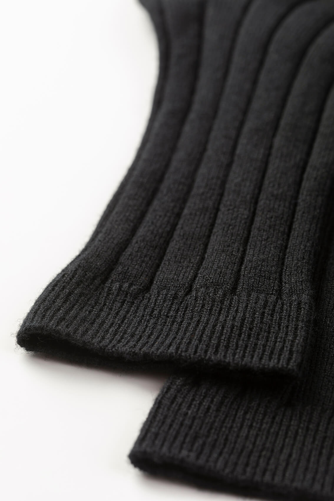 Men's Cashmere Ribbed Black Socks