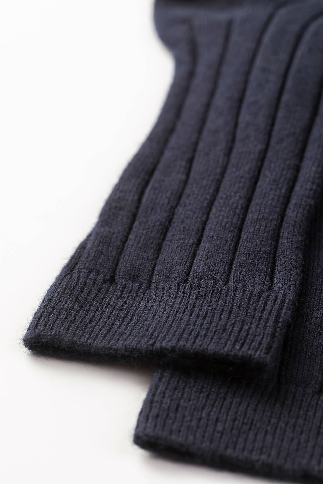 Men's Cashmere Ribbed Dark Navy Socks