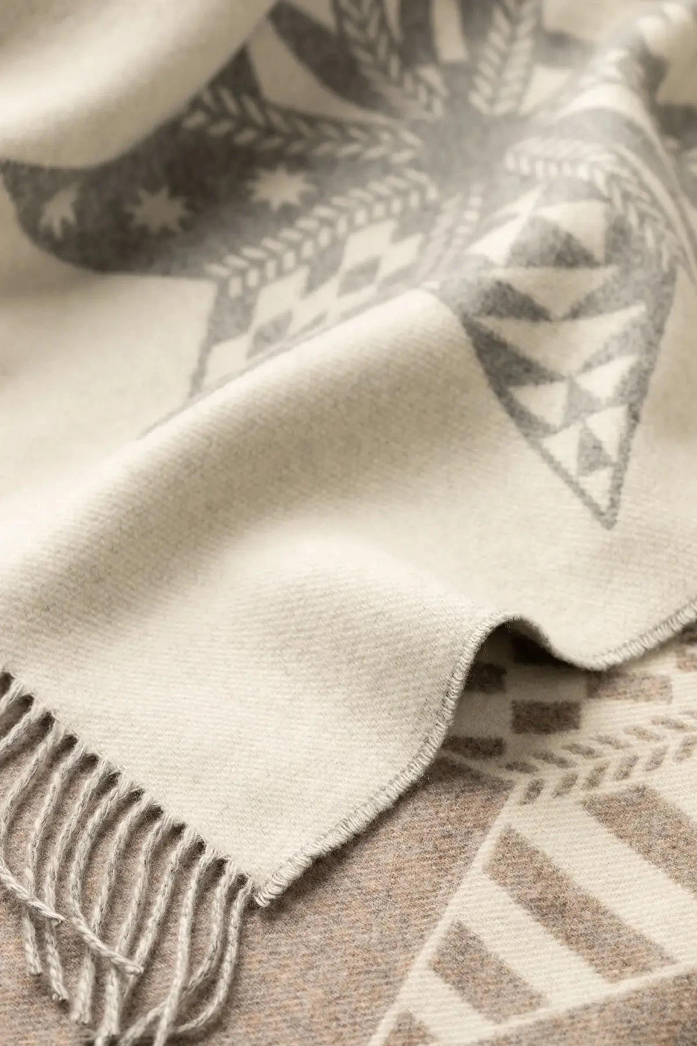 Natural Stars Cashmere Blanket