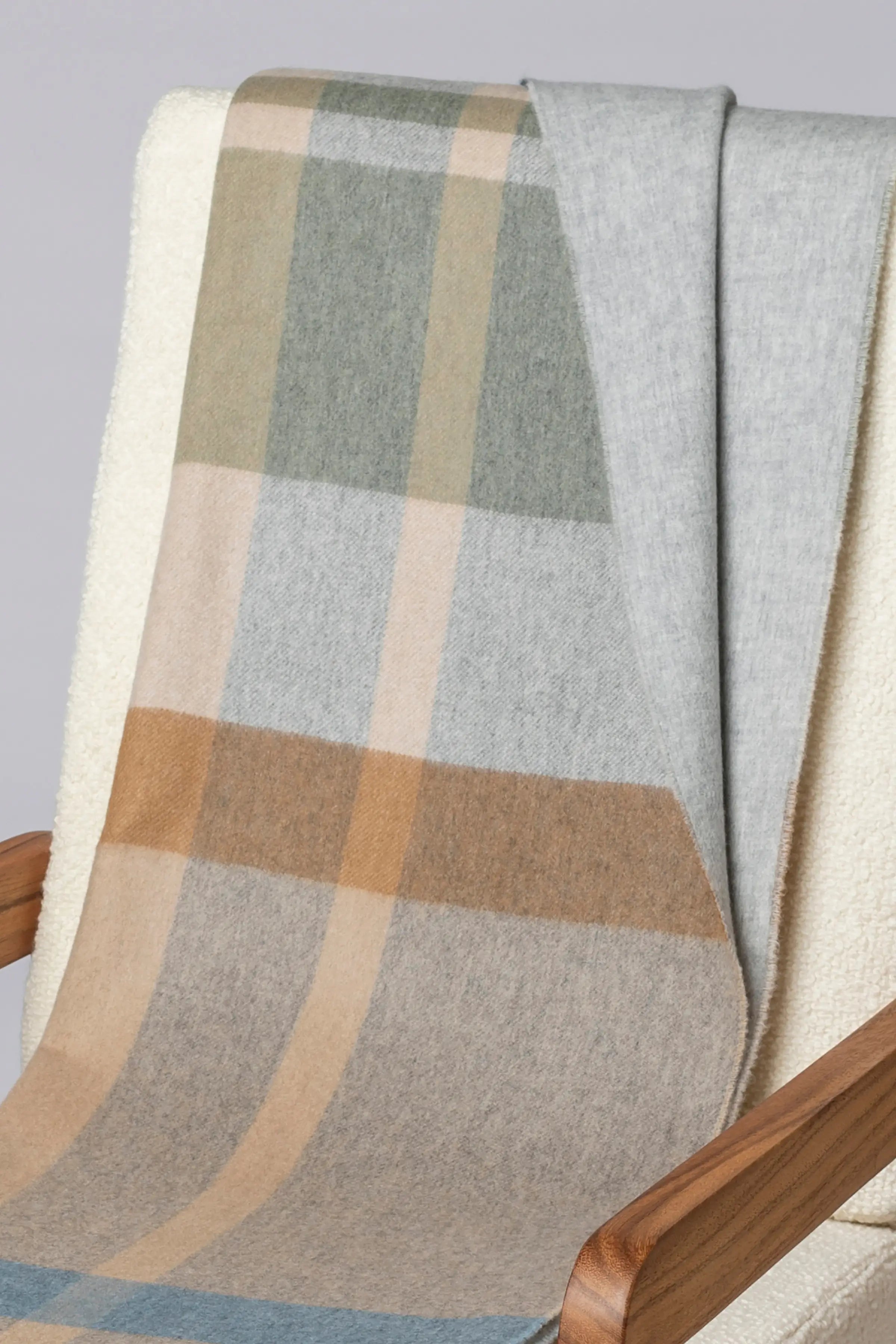 Check Reversible Cashmere Throw in Birch