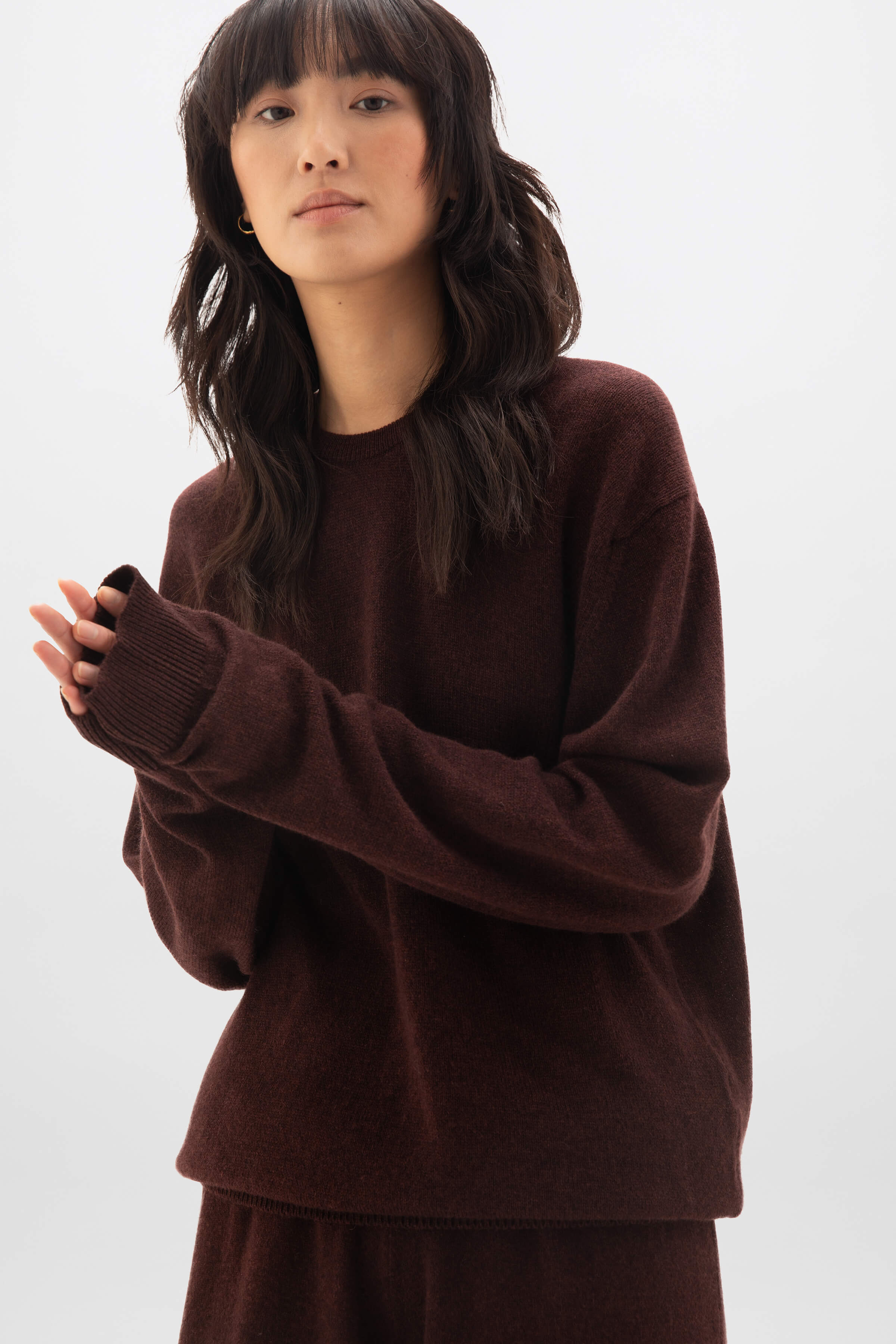 Classic Cashmere Dark Brown Round Neck Jumper