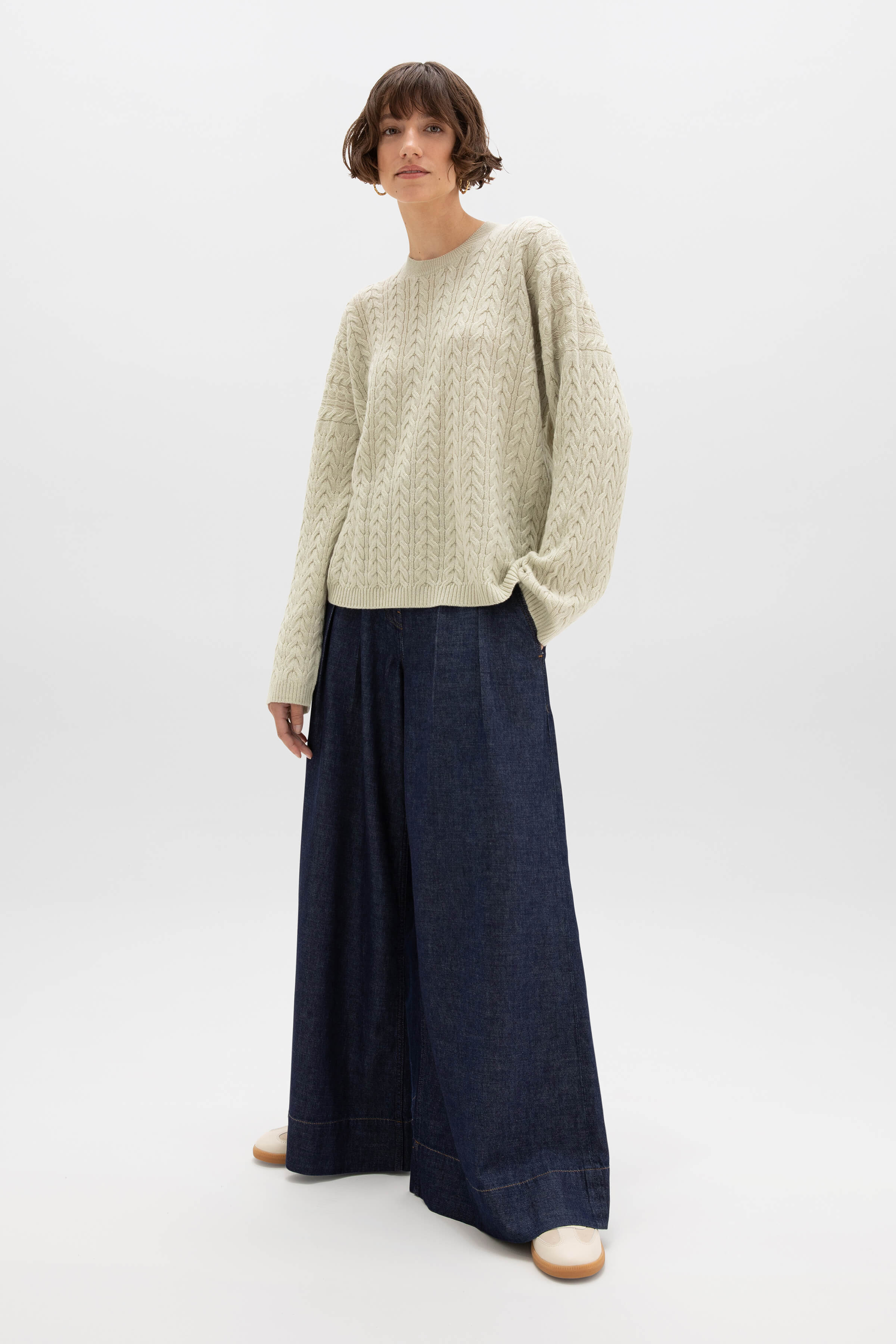 Cable Knit Light Green Cashmere Jumper
