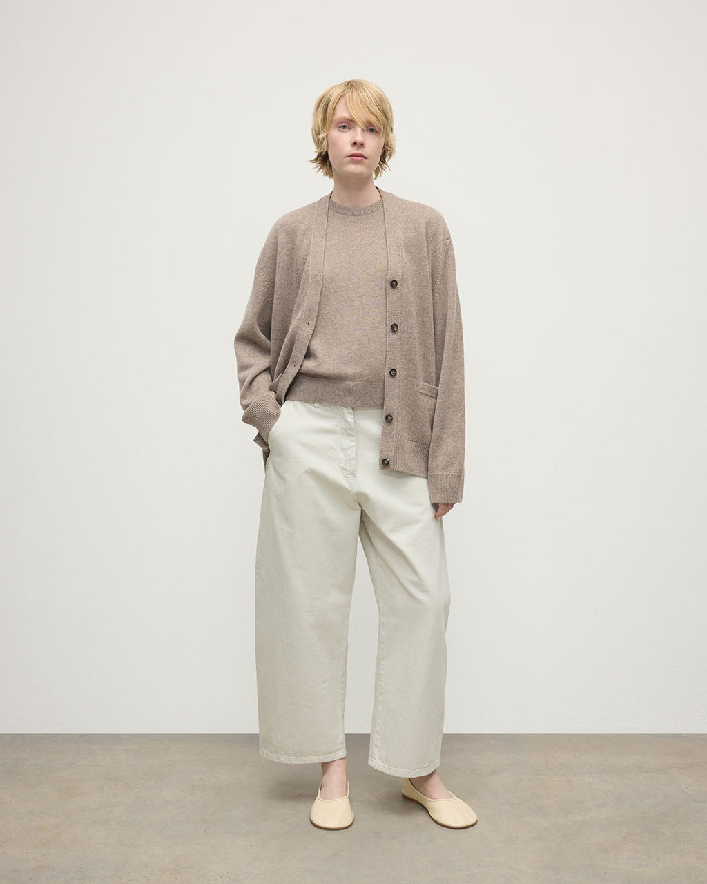 Boyfriend-Fit Brown Cashmere Cardigan