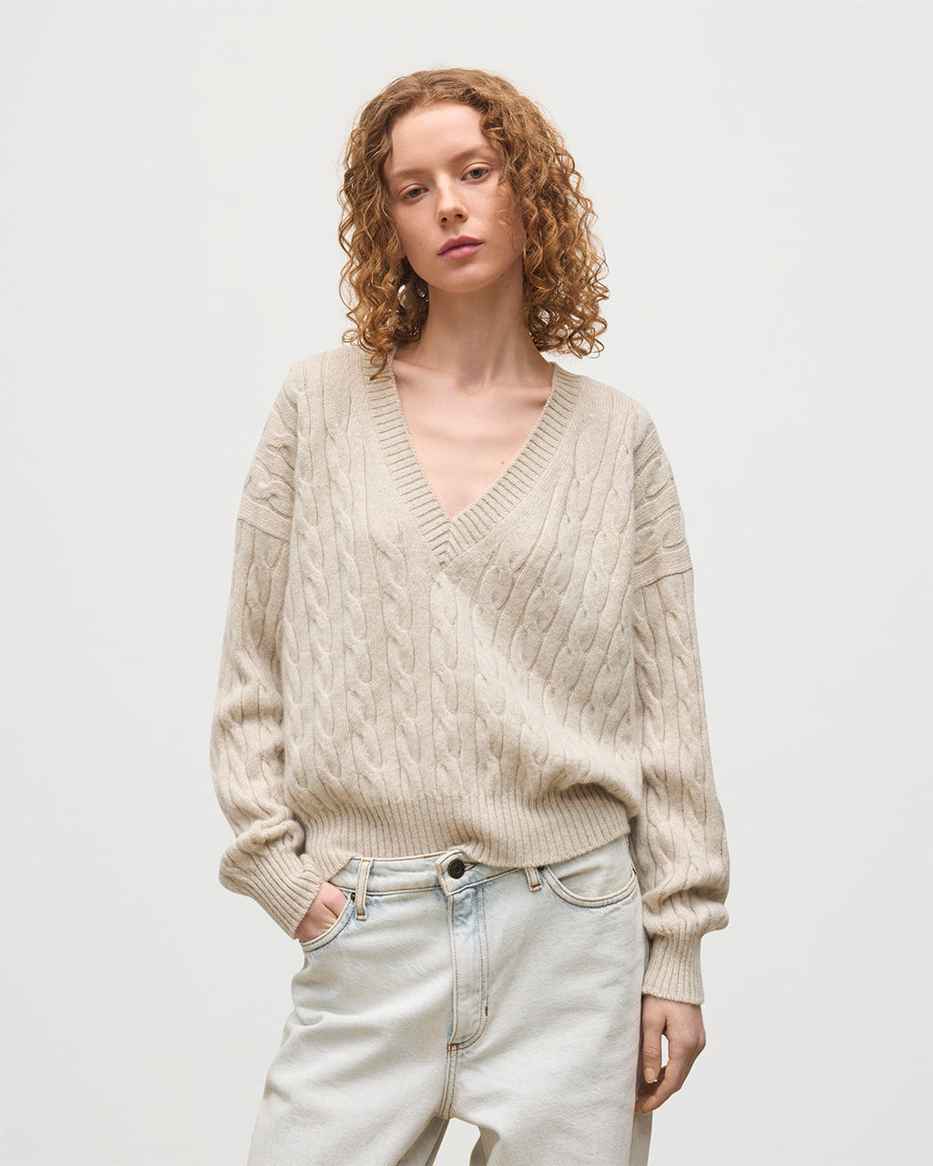 Kylesku Deep V Cream Cashmere Jumper