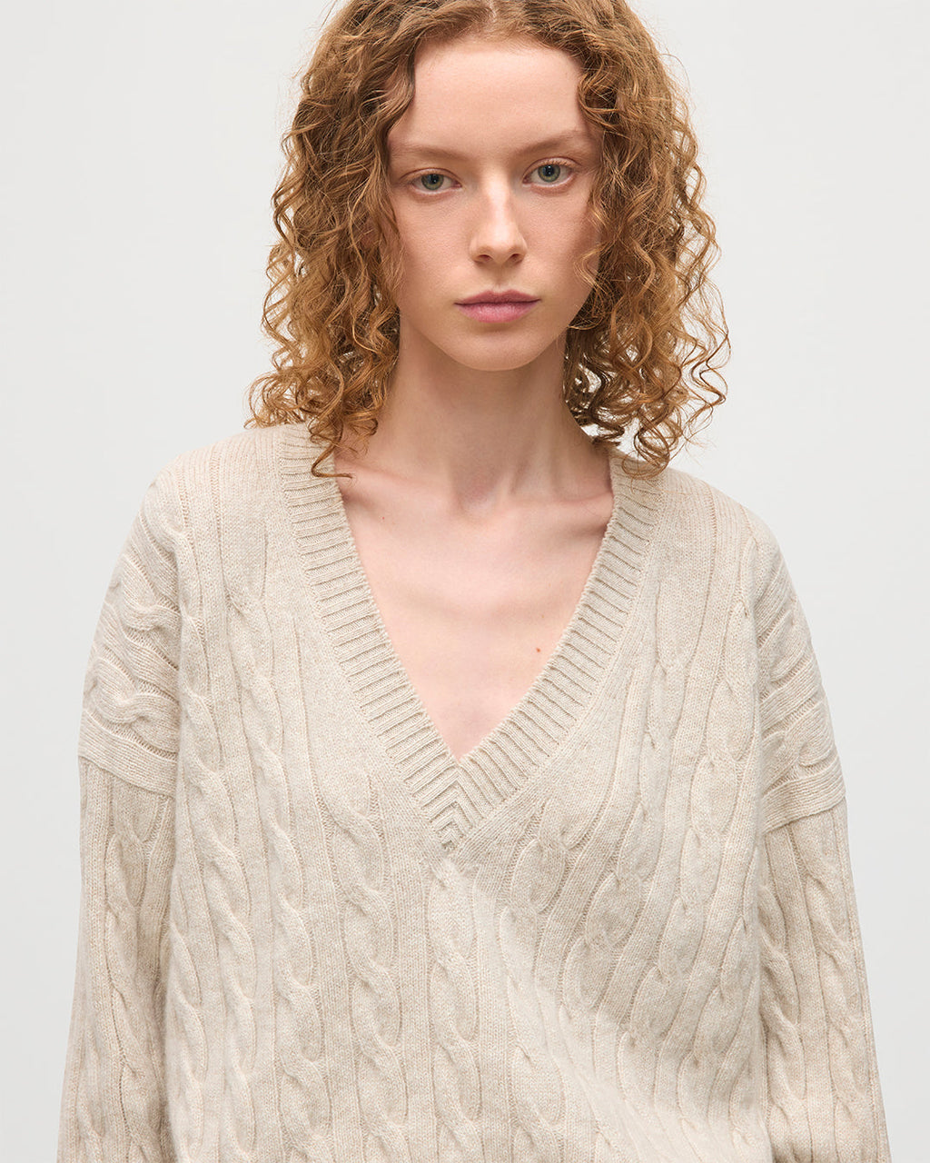 Kylesku Deep V Cream Cashmere Jumper