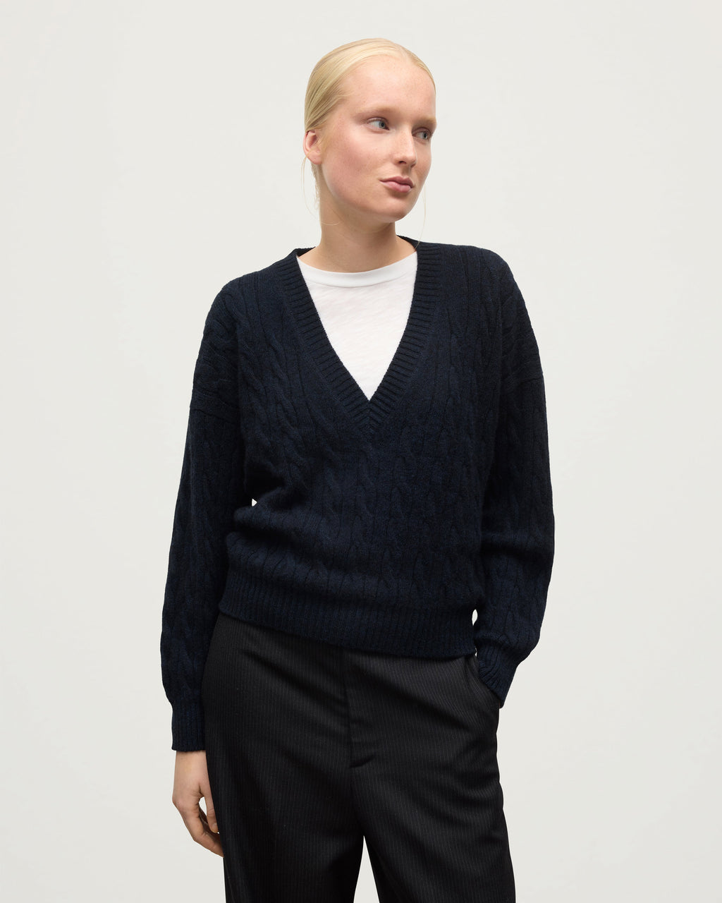 Kylesku Deep V Dark Blue Cashmere Jumper