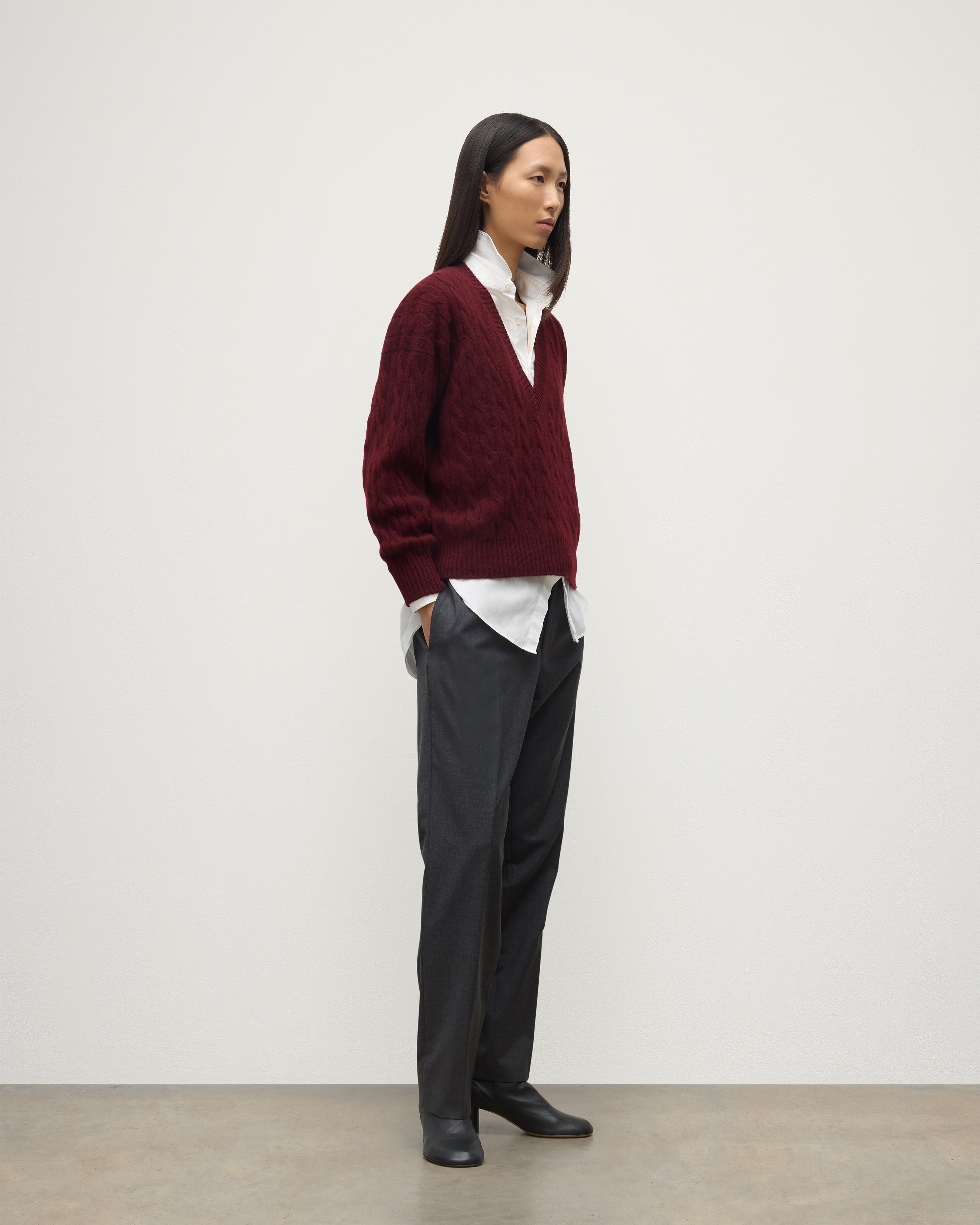Kylesku Deep V Dark Red Cashmere Jumper