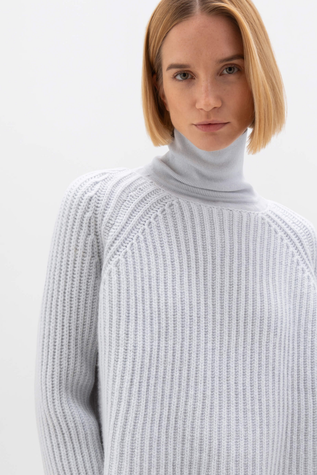 Cropped Ribbed Blue Cashmere Jumper