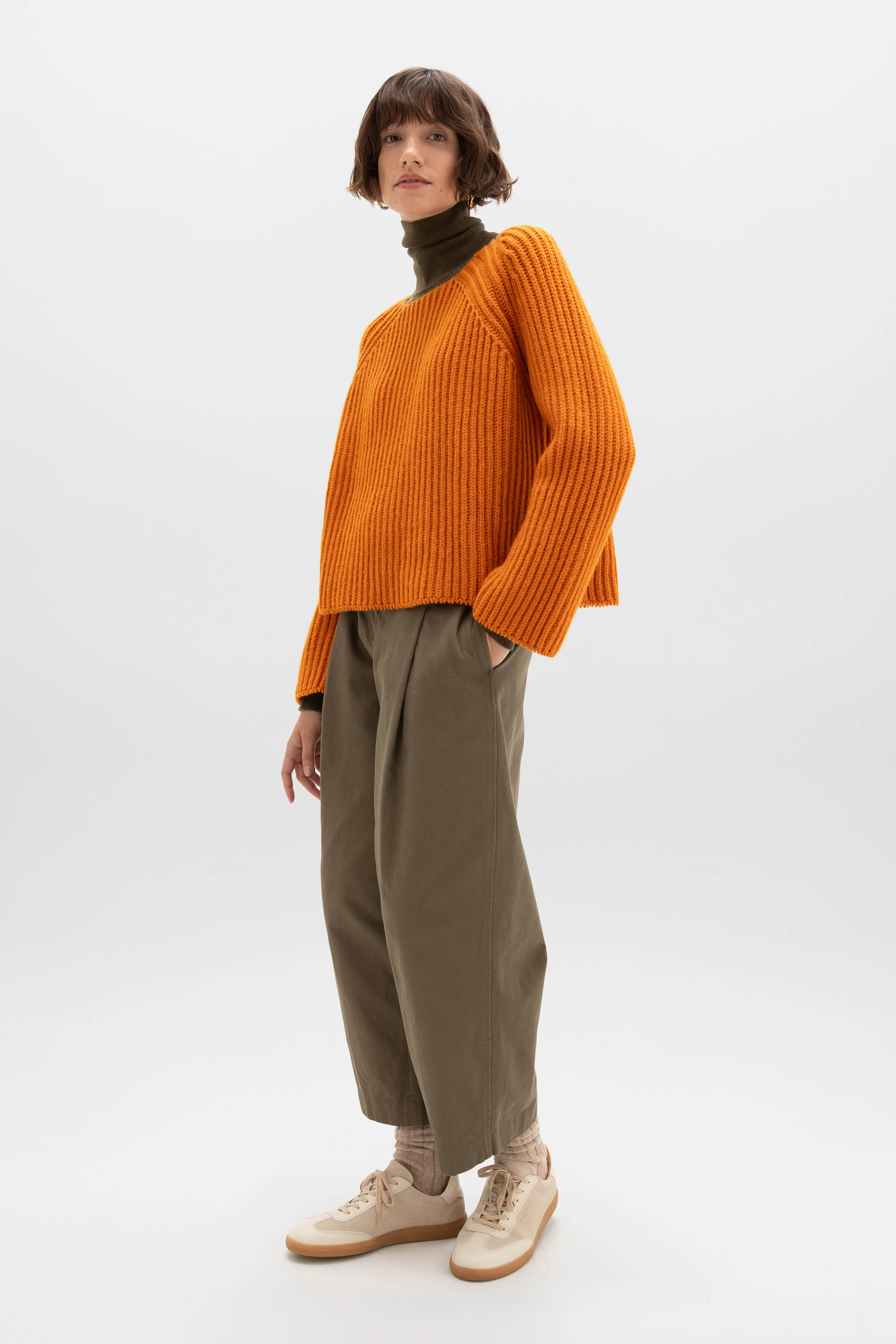 Cropped Ribbed Orange Cashmere Jumper