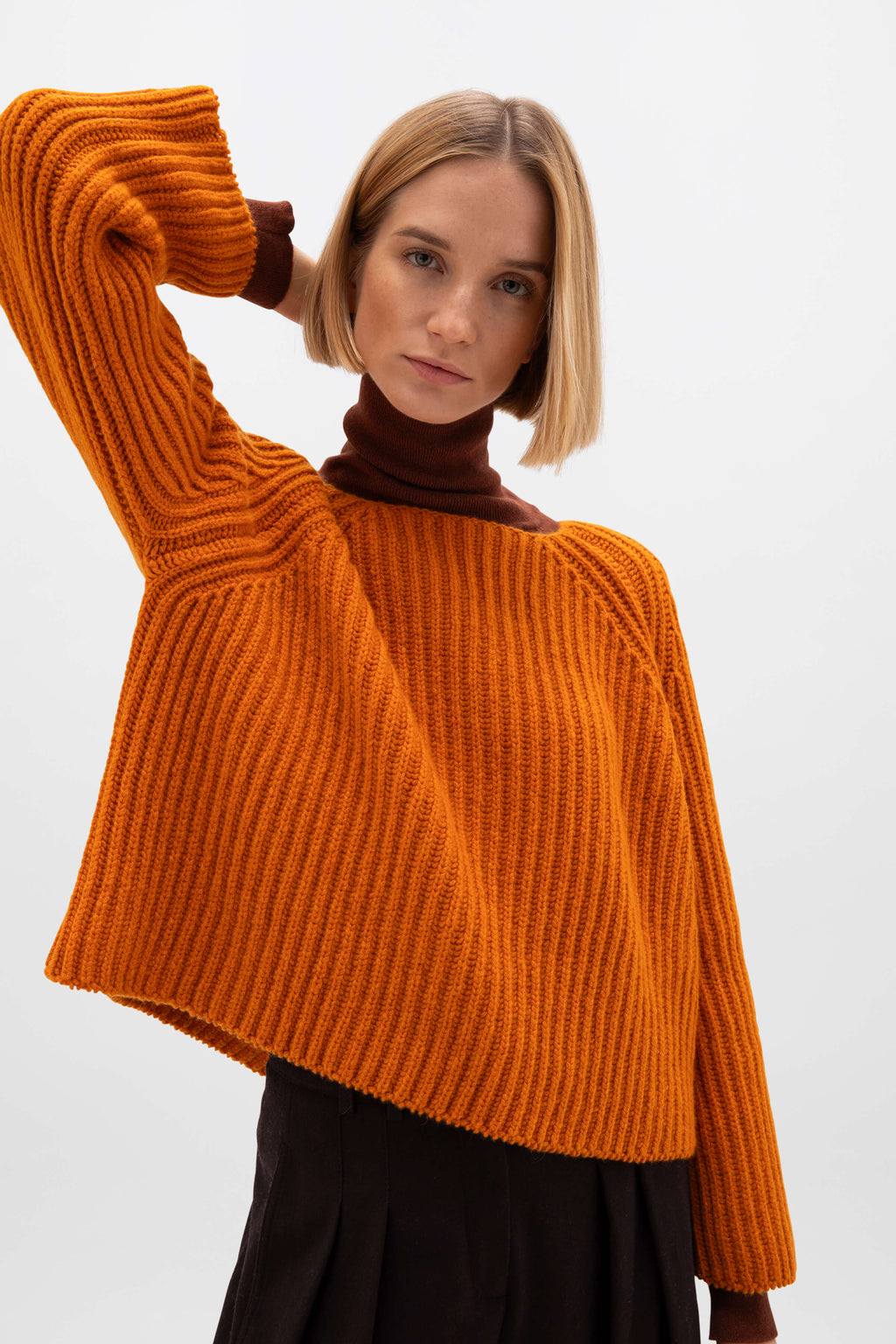 Cropped Ribbed Orange Cashmere Jumper