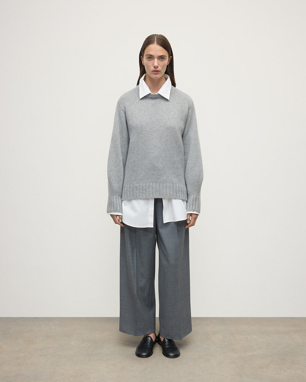 Relaxed Light Grey Cashmere Jumper