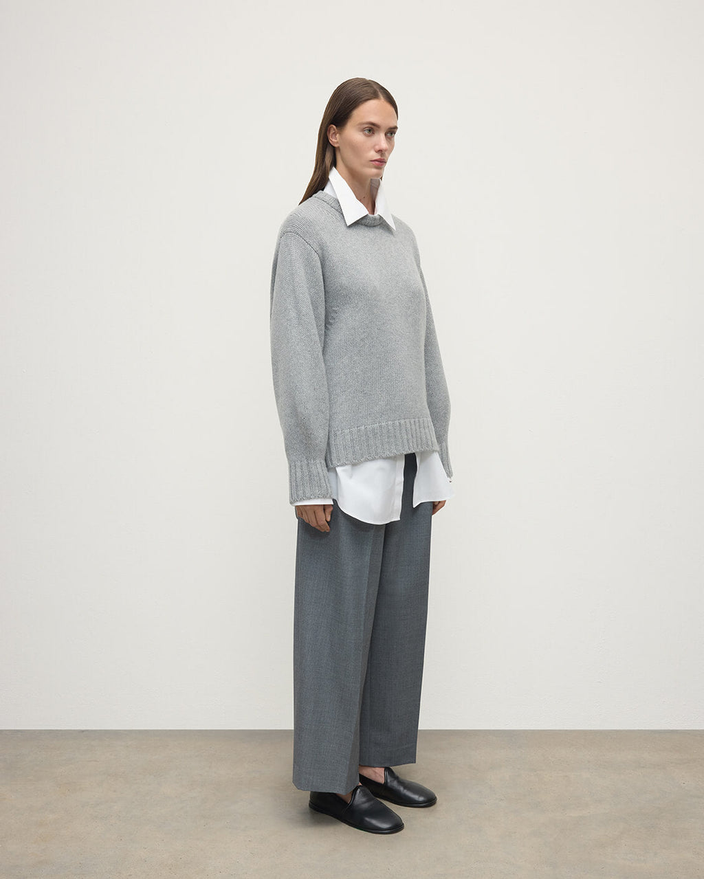 Relaxed Light Grey Cashmere Jumper