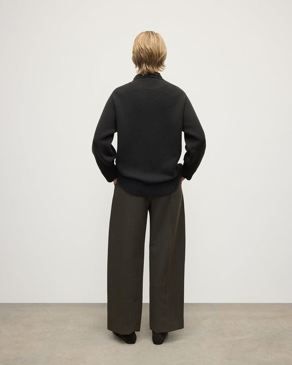 Relaxed Dark Grey Cashmere Jumper