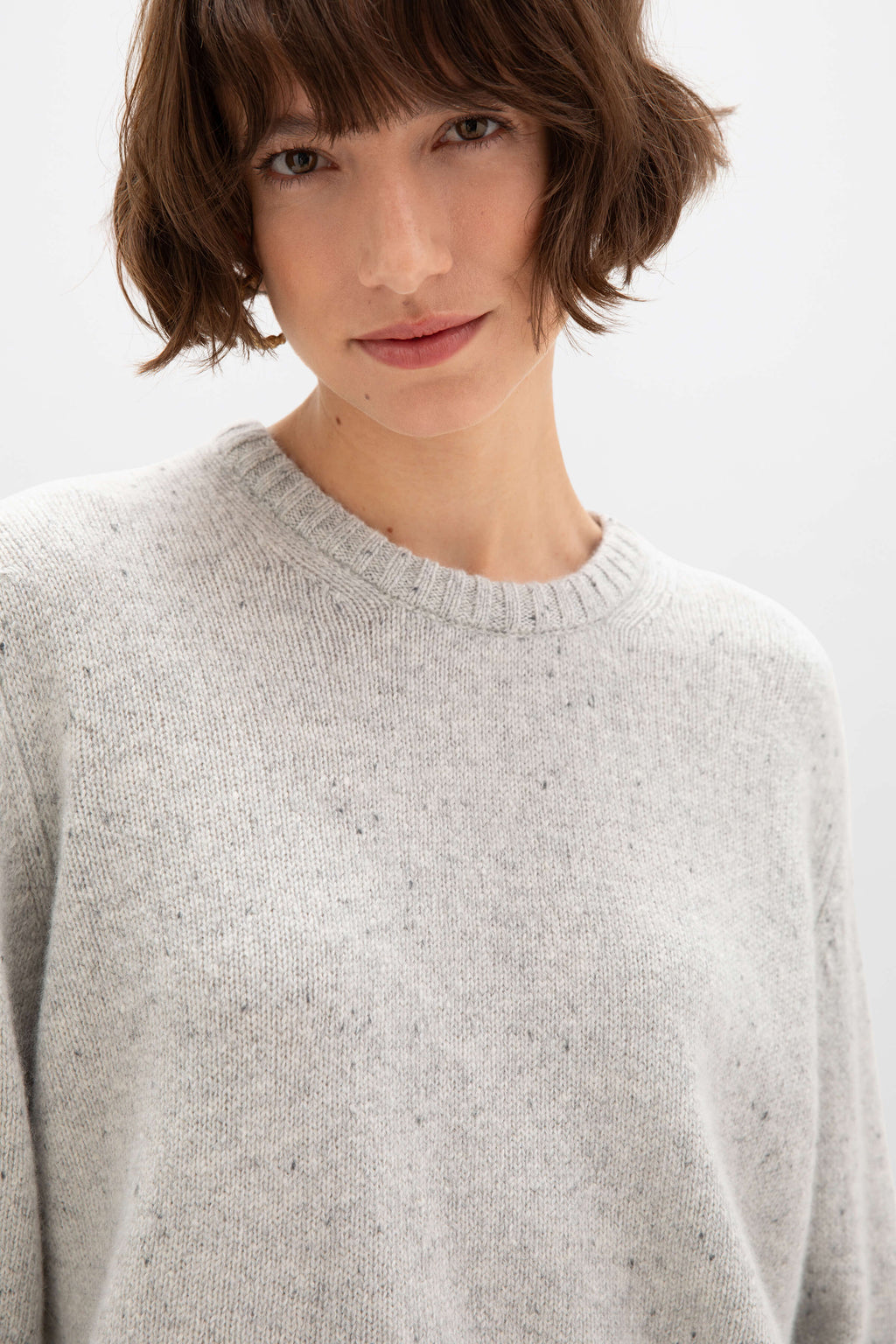 Cropped Donegal Pale Grey Cashmere Jumper