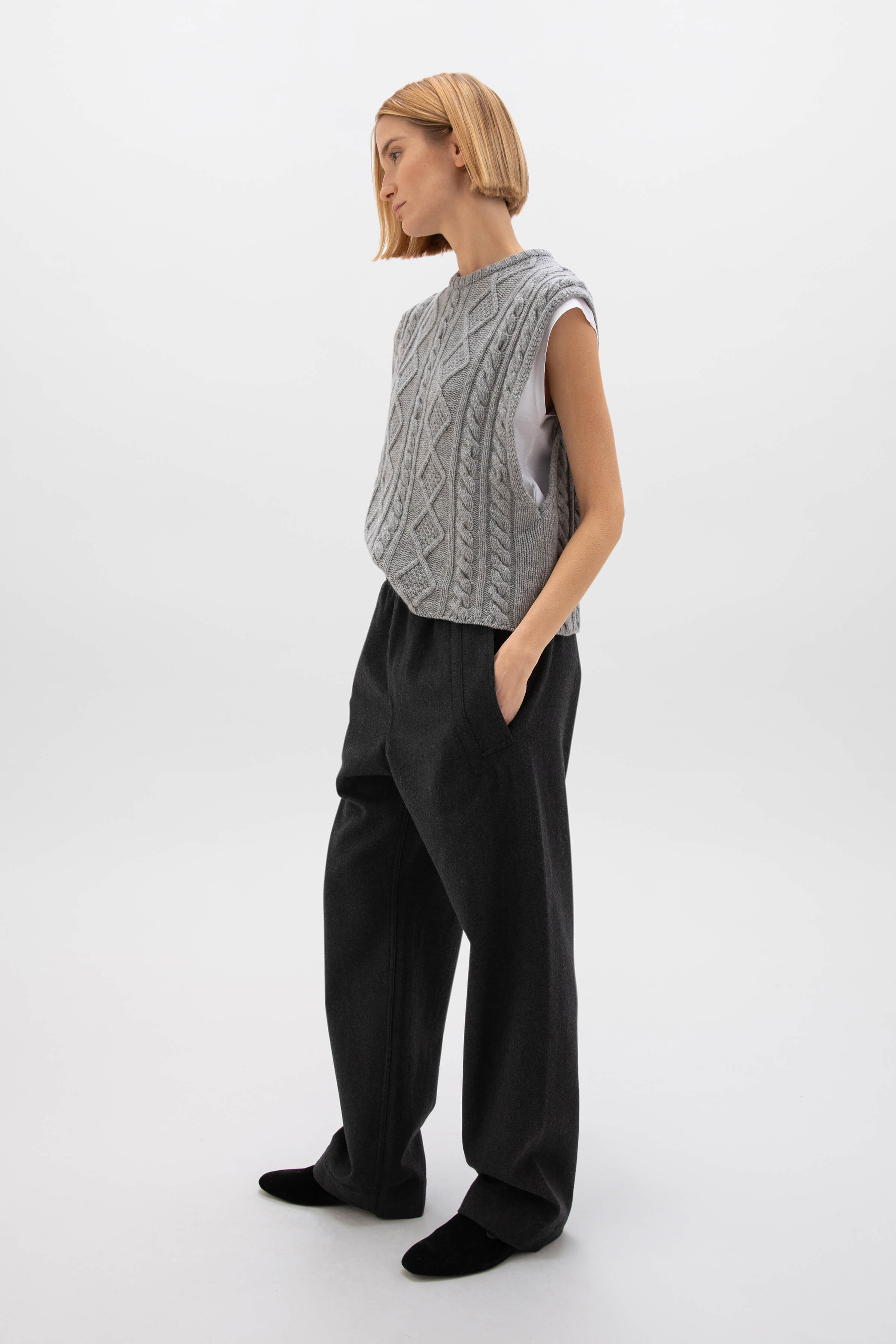 Oversized Aran Light Grey Cable Cashmere Tank