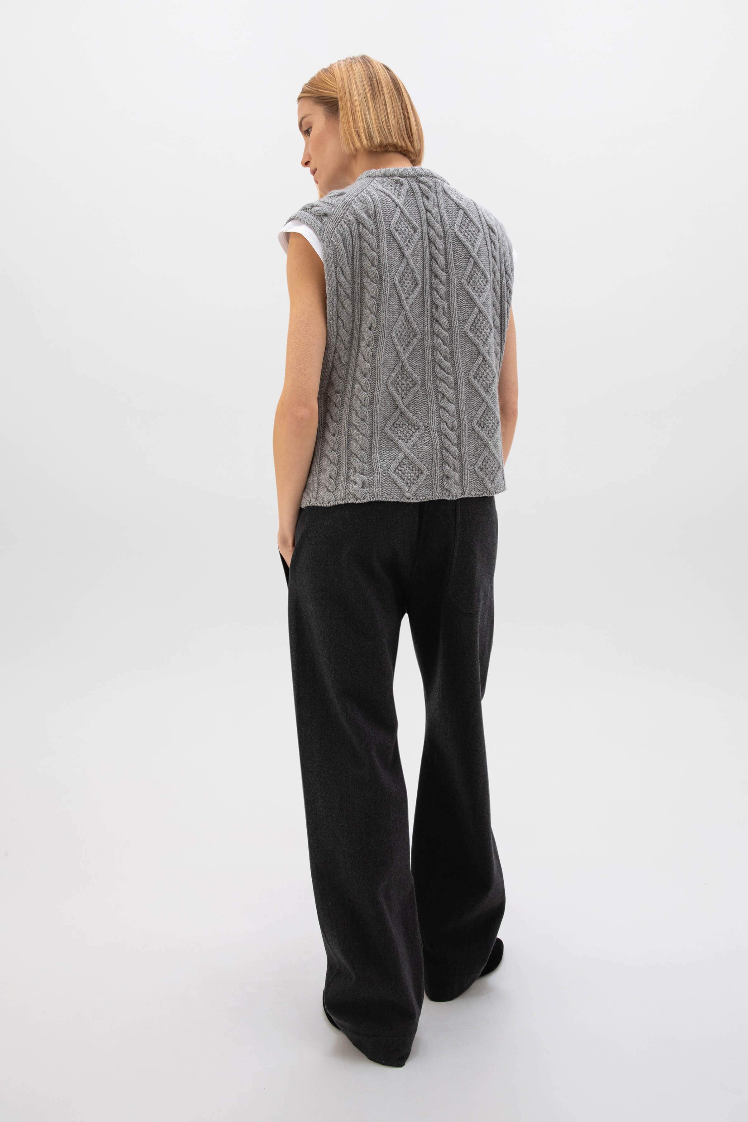 Oversized Aran Light Grey Cable Cashmere Tank