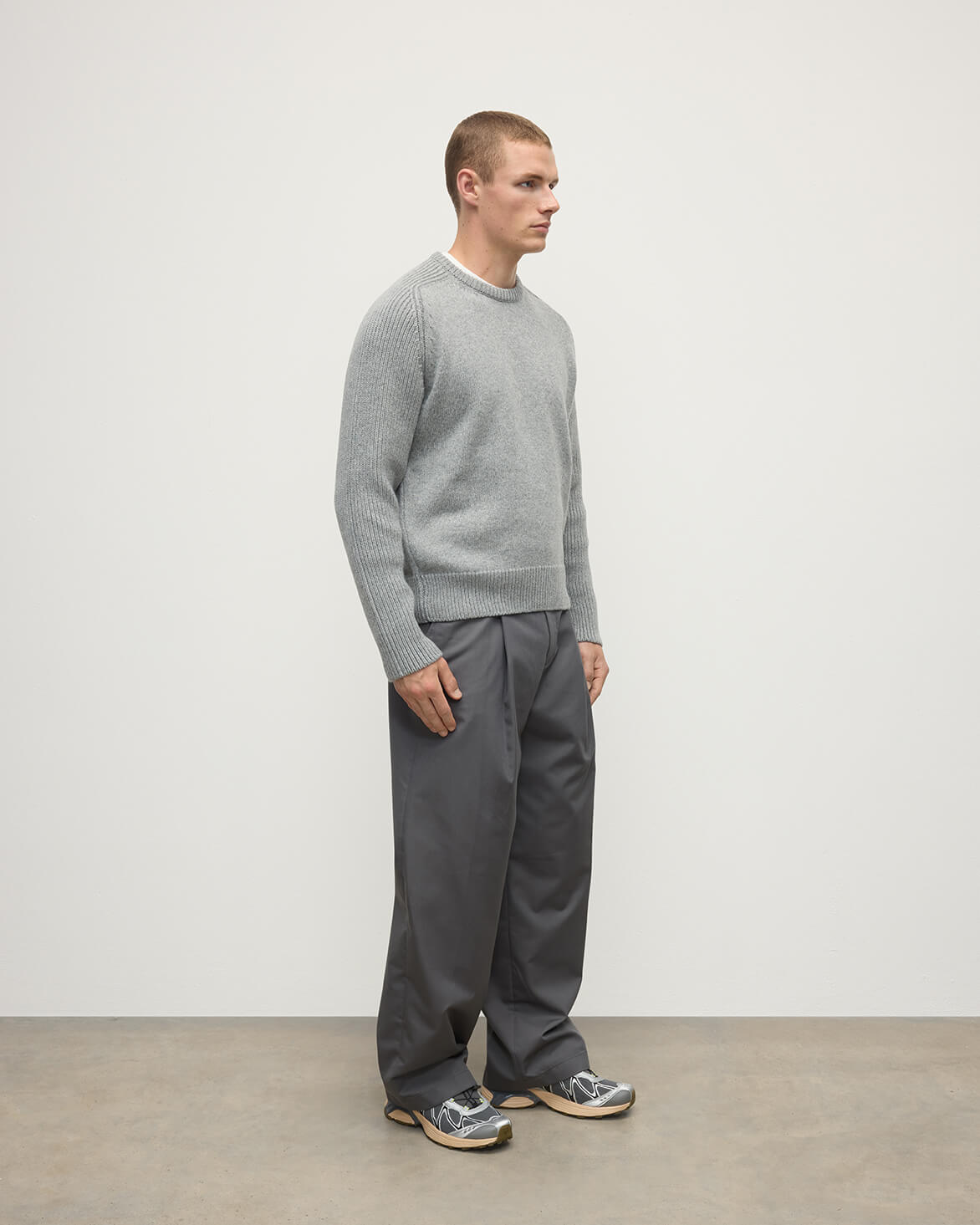 Ribbed Light Grey Cashmere Jumper