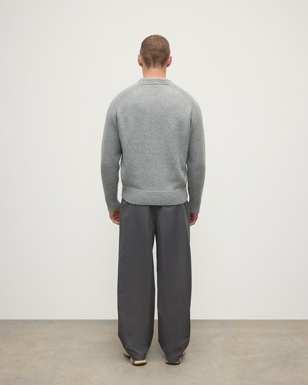 Ribbed Light Grey Cashmere Jumper