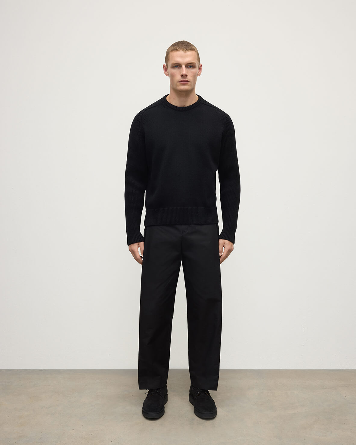 Ribbed Black Cashmere Jumper