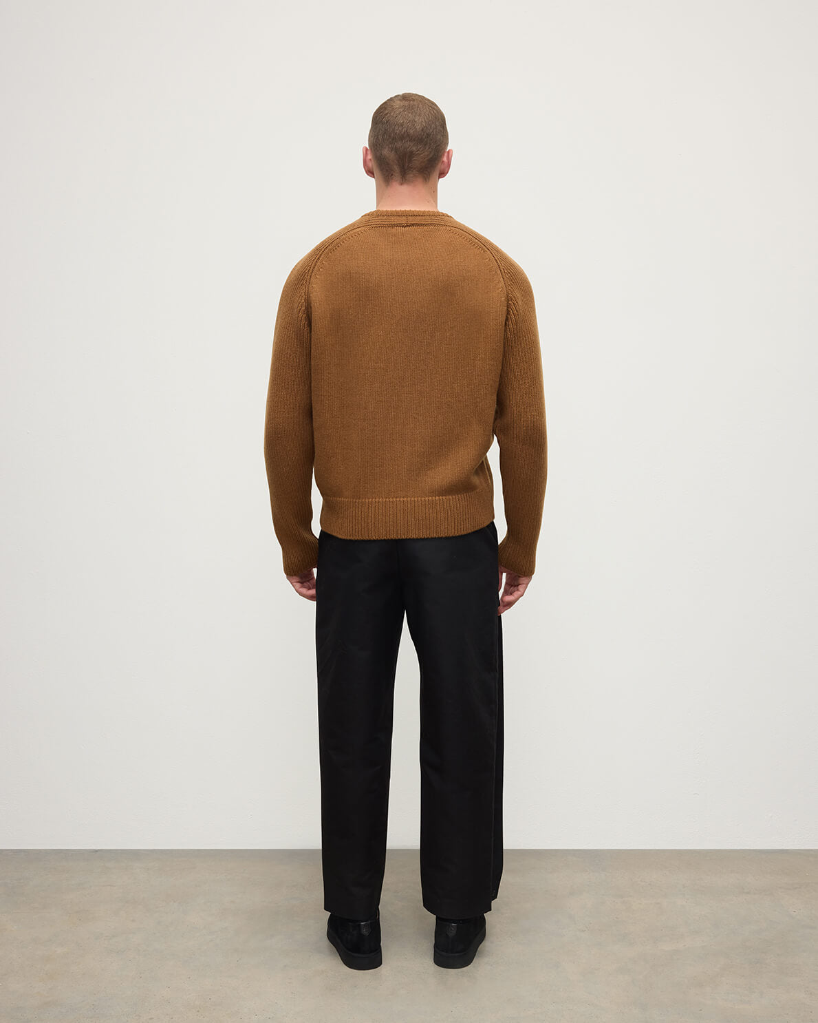 Ribbed Dark Camel Cashmere Jumper