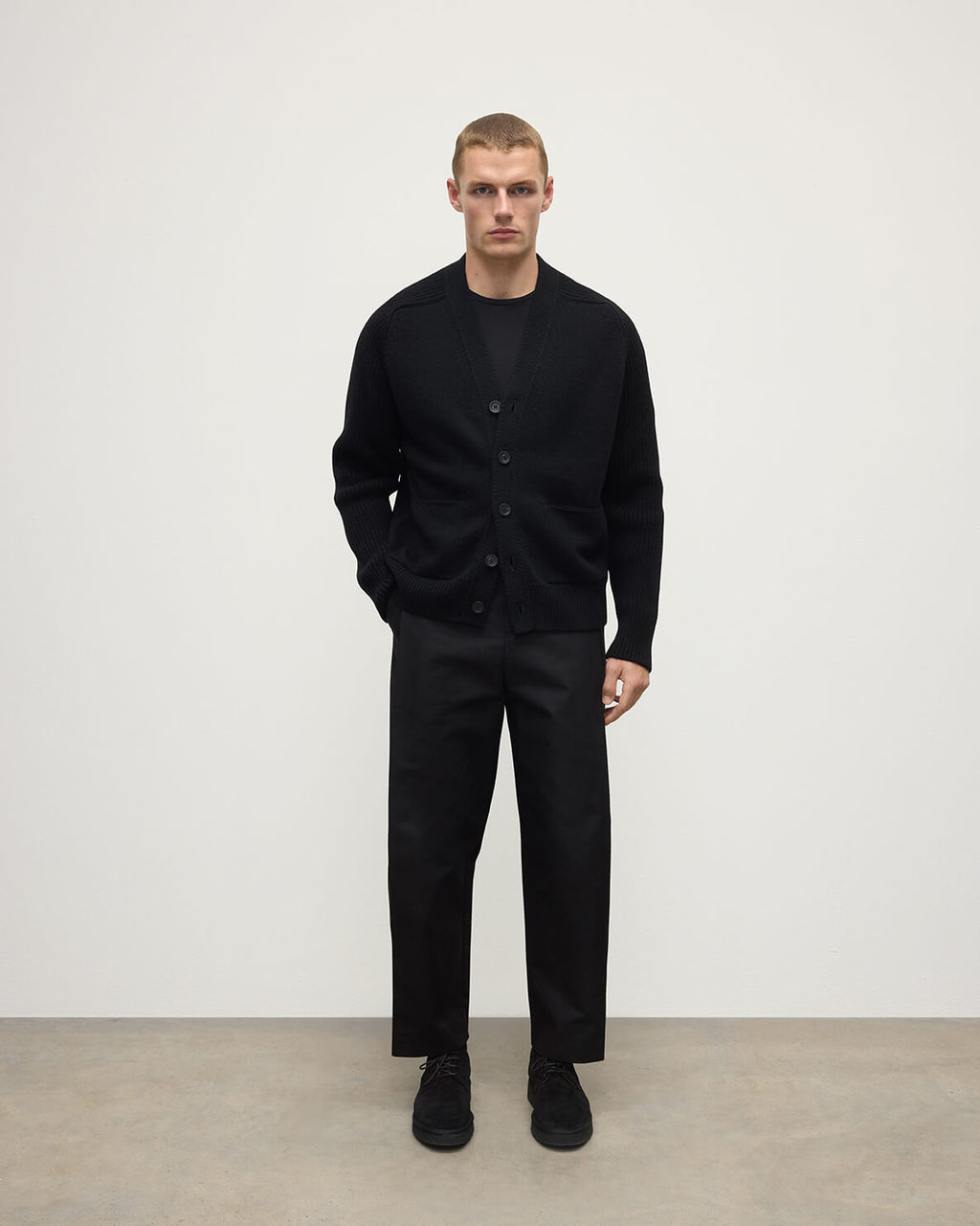 Ribbed Cashmere Black Cardigan