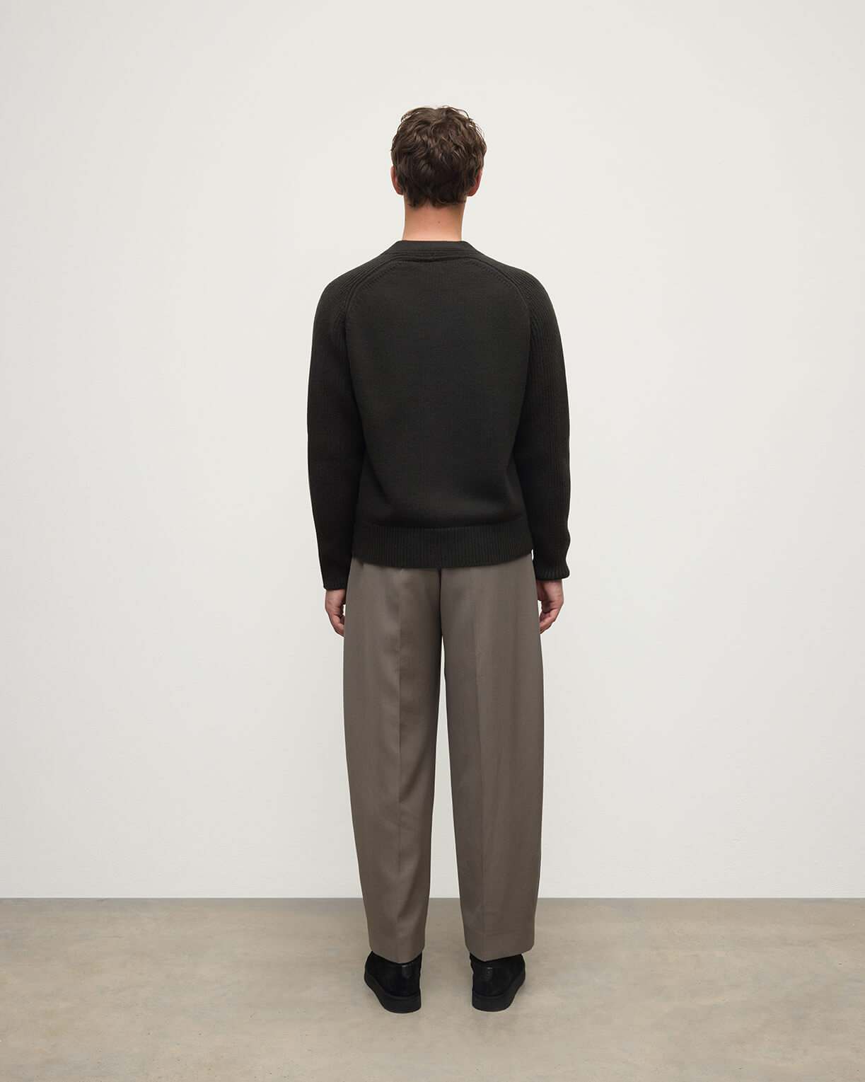 Ribbed Cashmere Dark Grey Cardigan