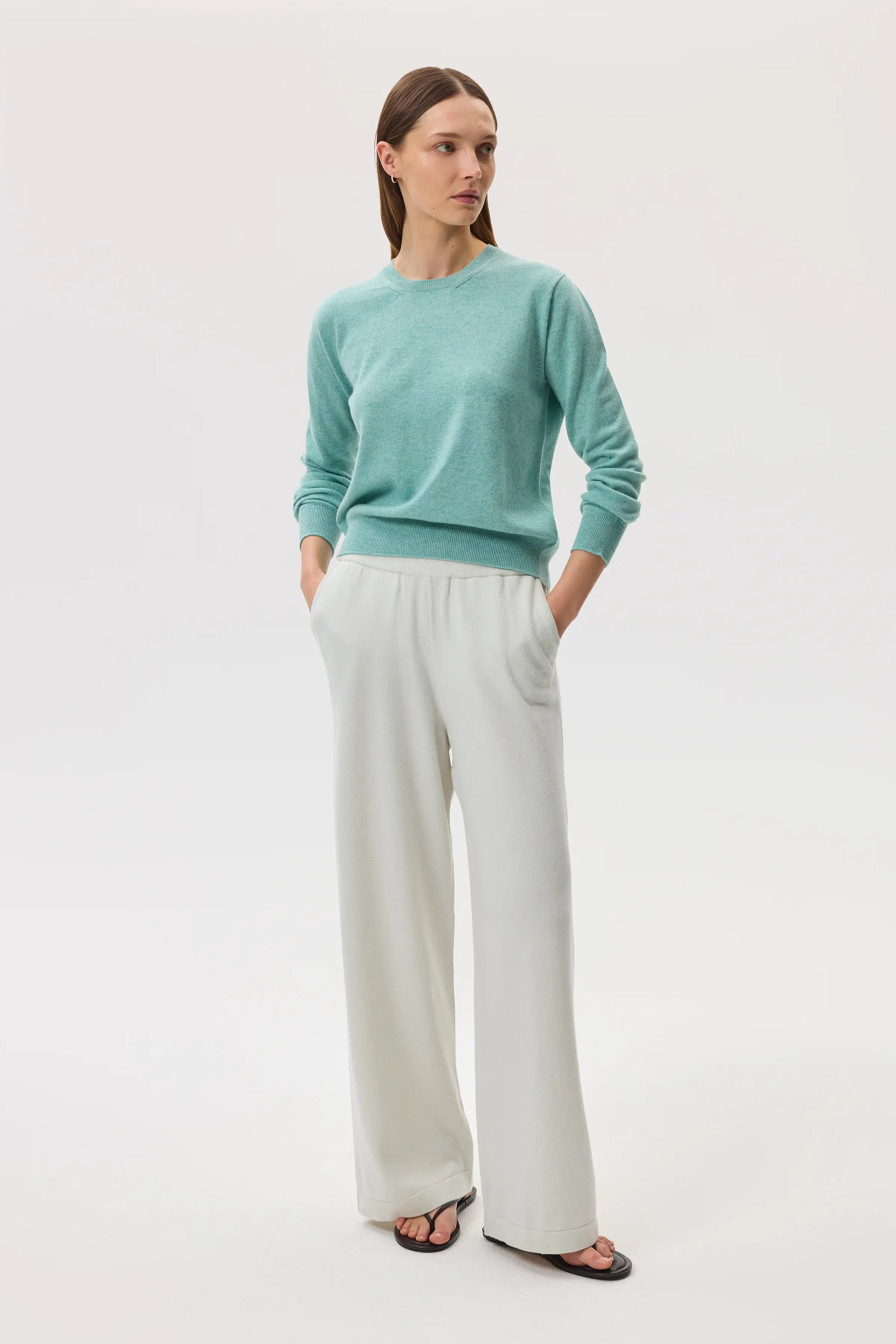 Classic Cashmere Round Neck Green Jumper