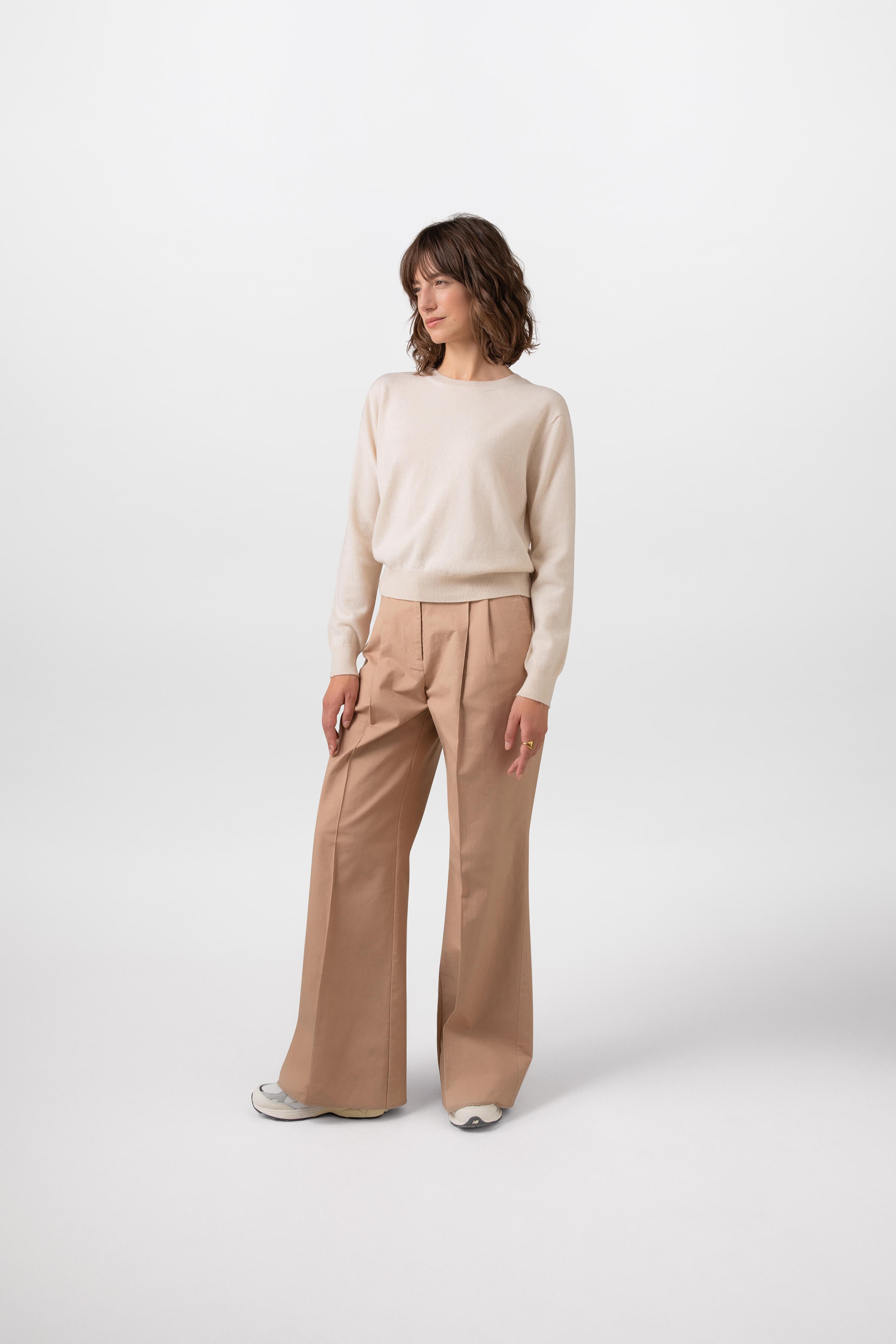 Cream Cashmere Round Neck Jumper