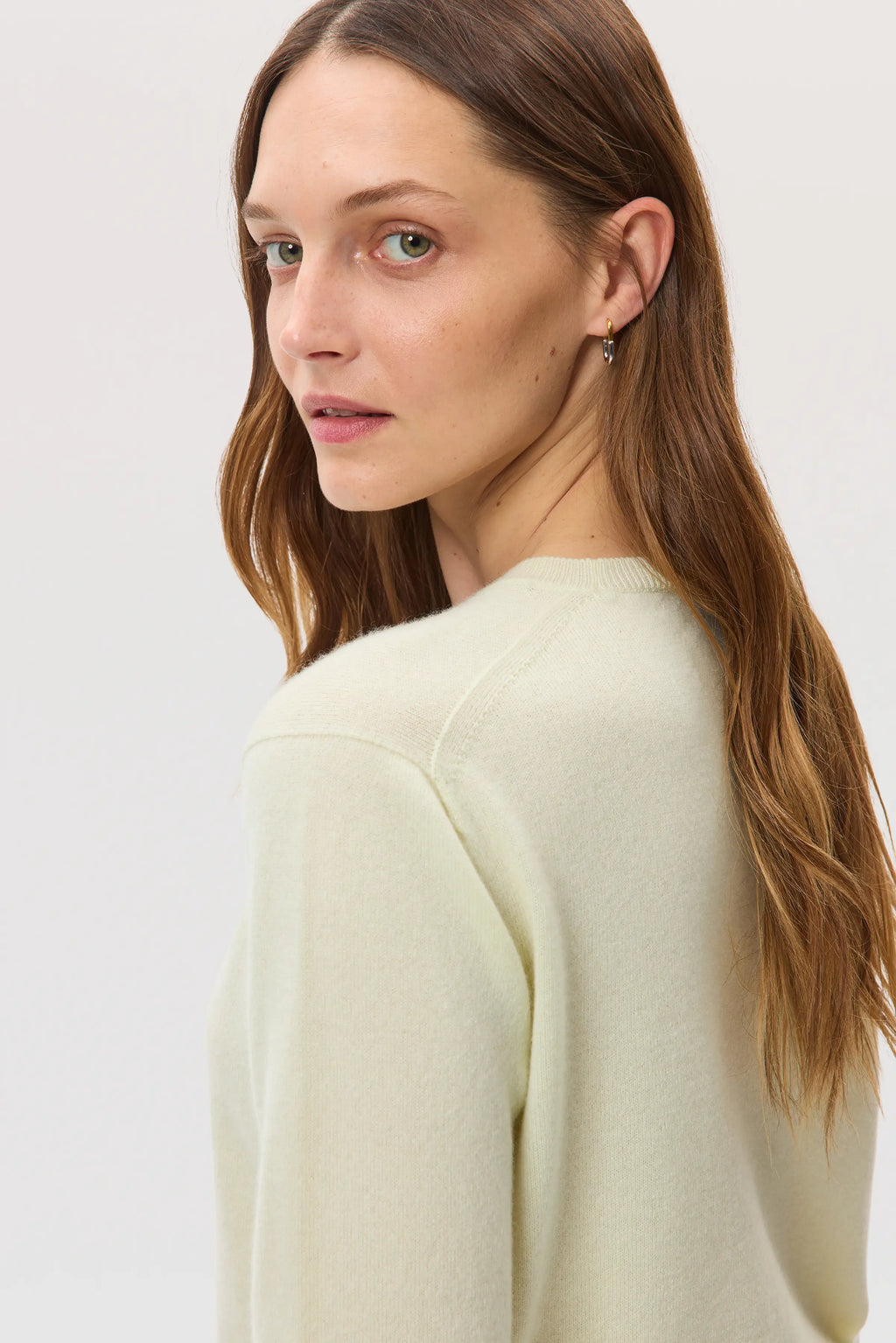Classic Light Yellow Cashmere Round Neck Jumper