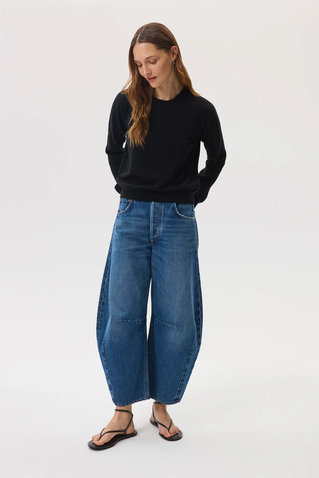 Classic Black Cashmere Round Neck Jumper