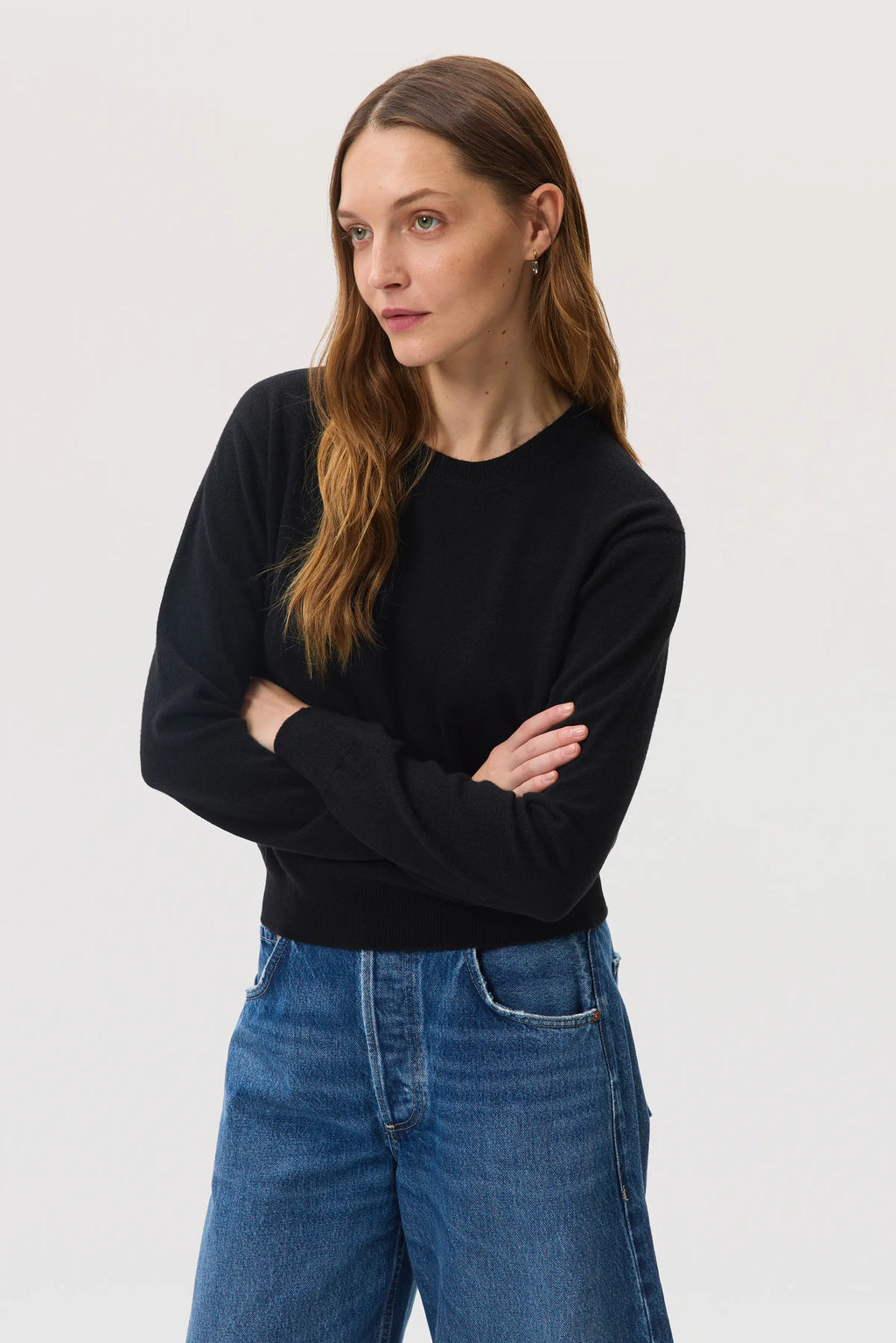 Classic Black Cashmere Round Neck Jumper