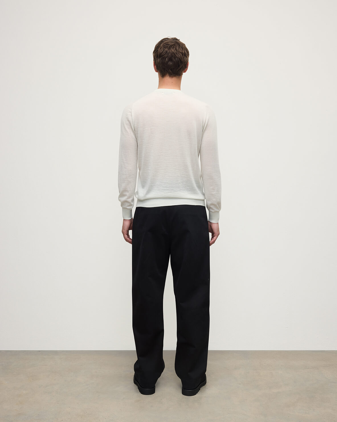 Superfine Cashmere White Round Neck Jumper