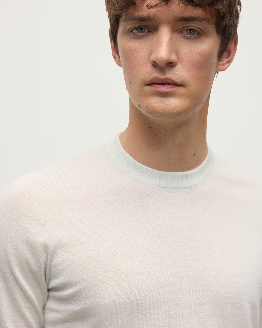 Superfine Cashmere White Round Neck Jumper