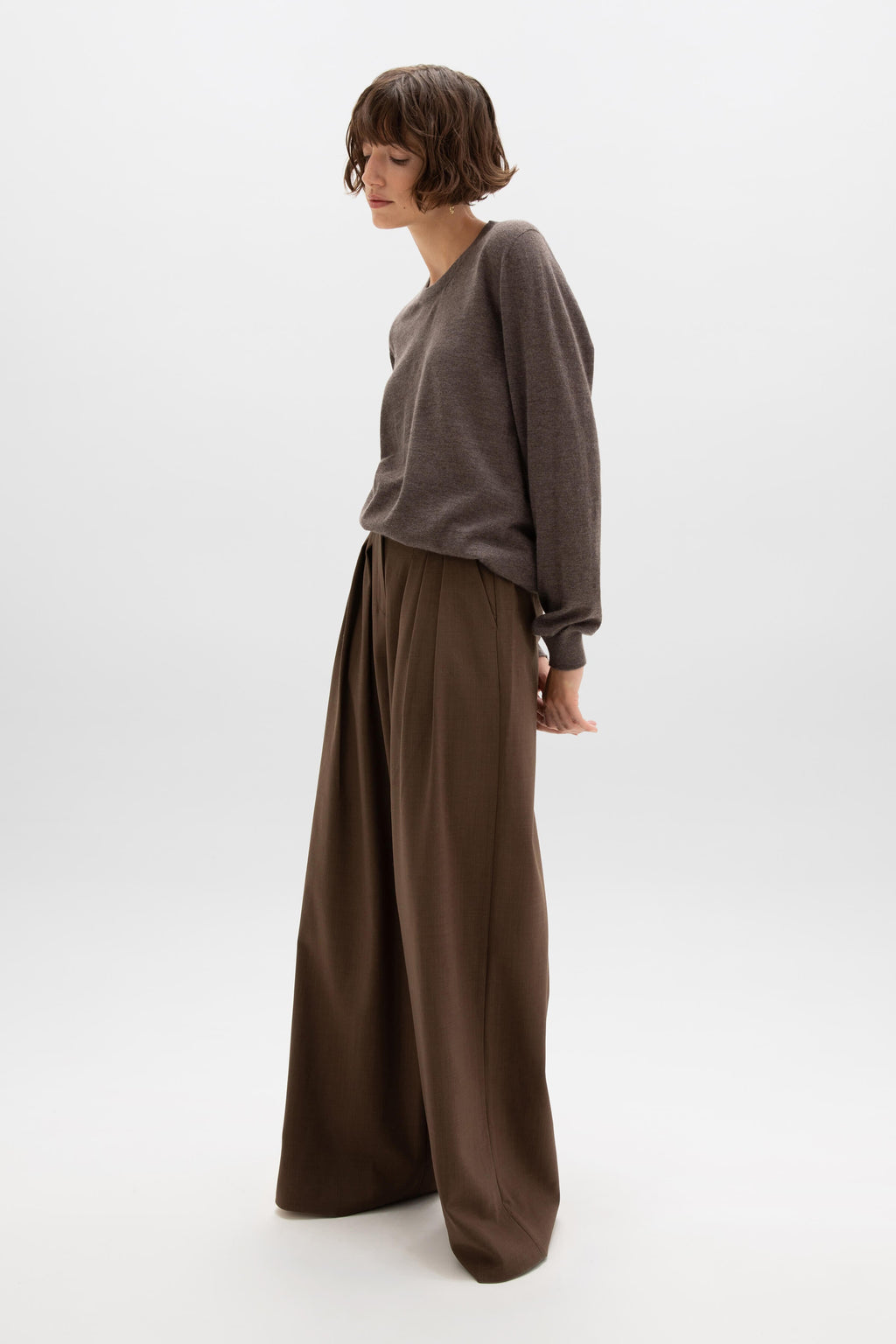 Superfine Cashmere Round Neck Brown Jumper