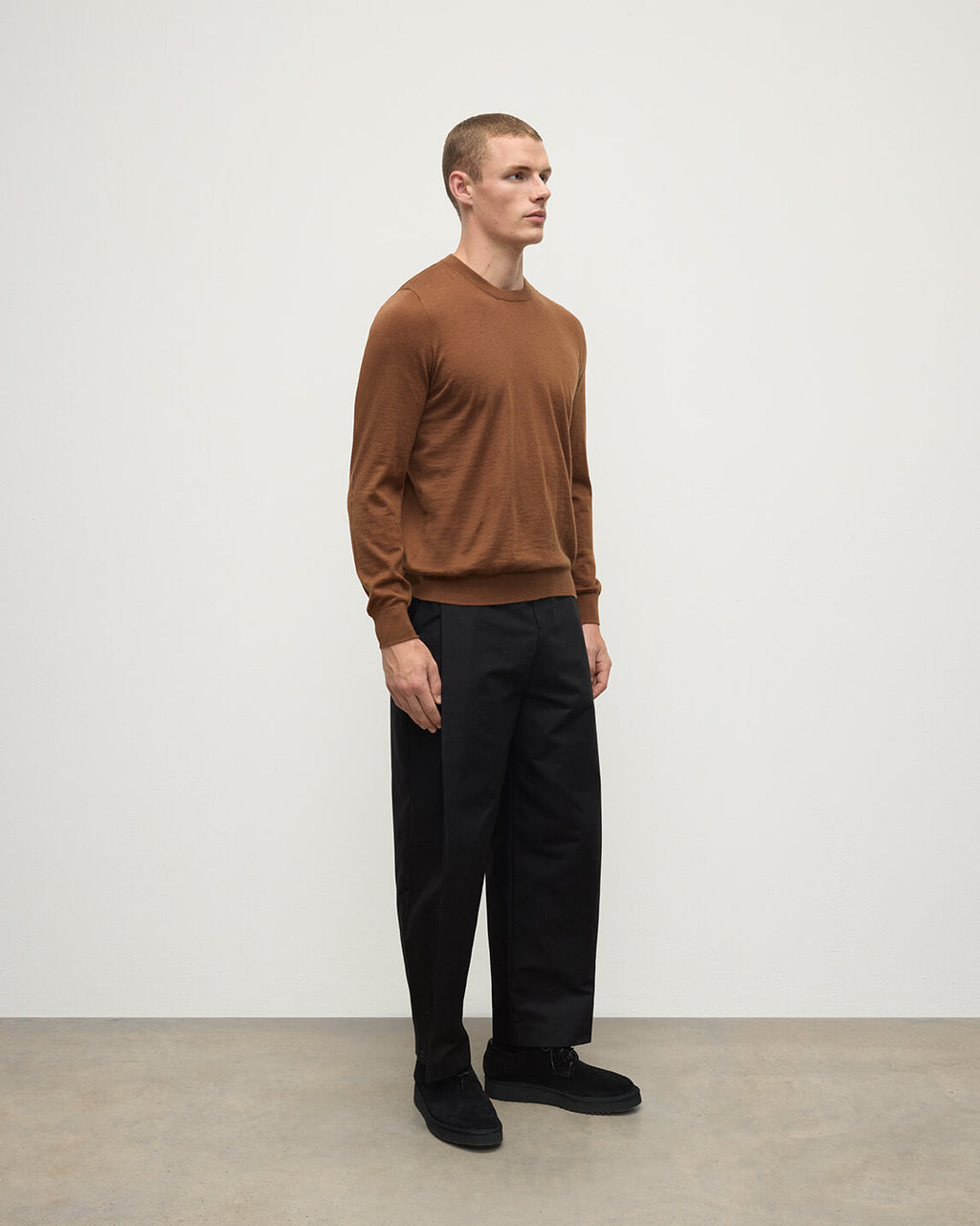 Superfine Cashmere Dark Camel Round Neck Jumper