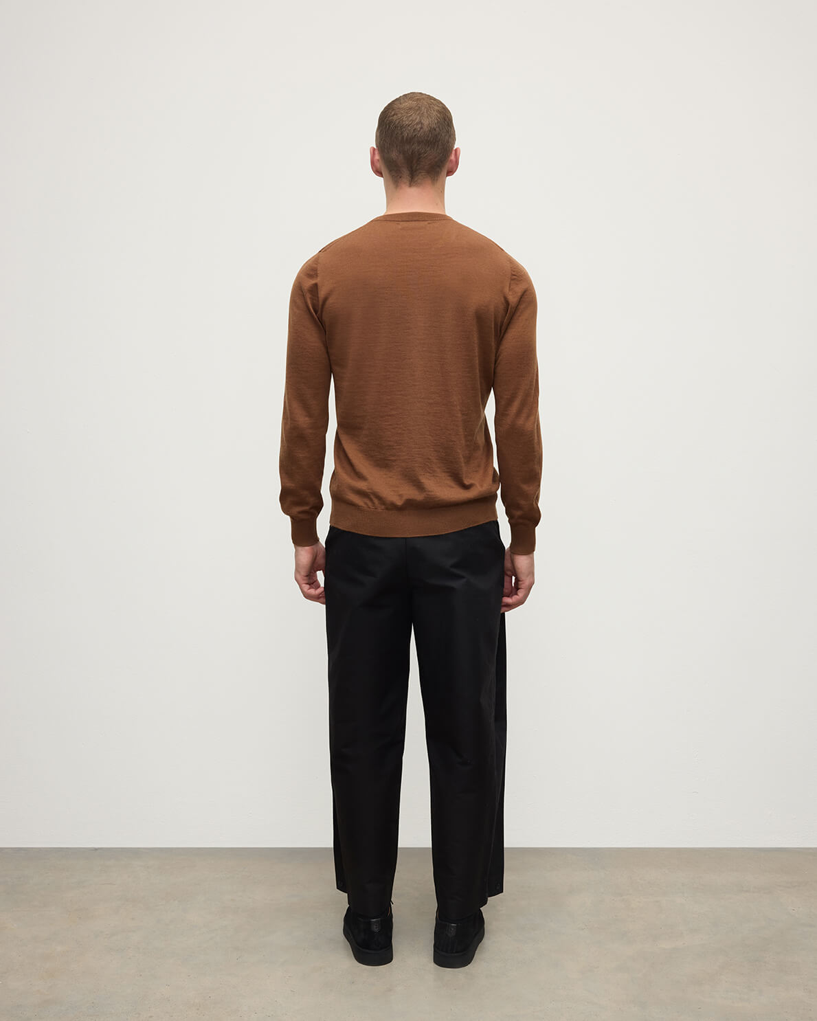 Superfine Cashmere Dark Camel Round Neck Jumper
