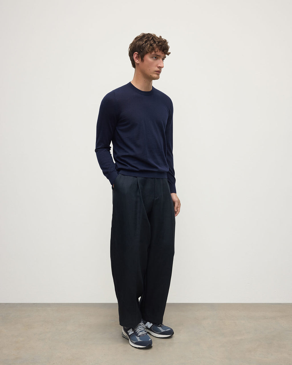 Superfine Cashmere Dark Navy Round Neck Jumper