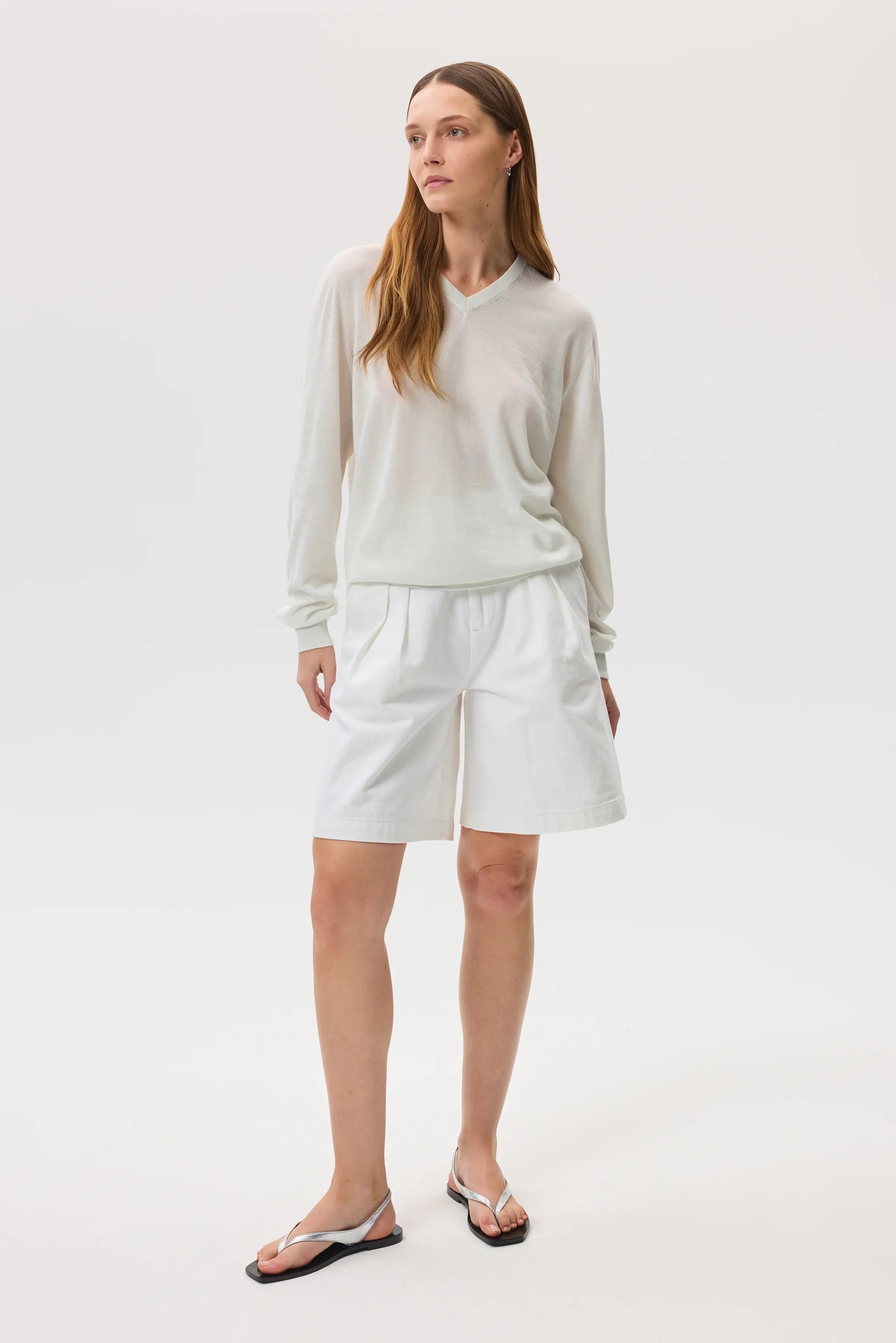 Superfine Cashmere V Neck White Jumper
