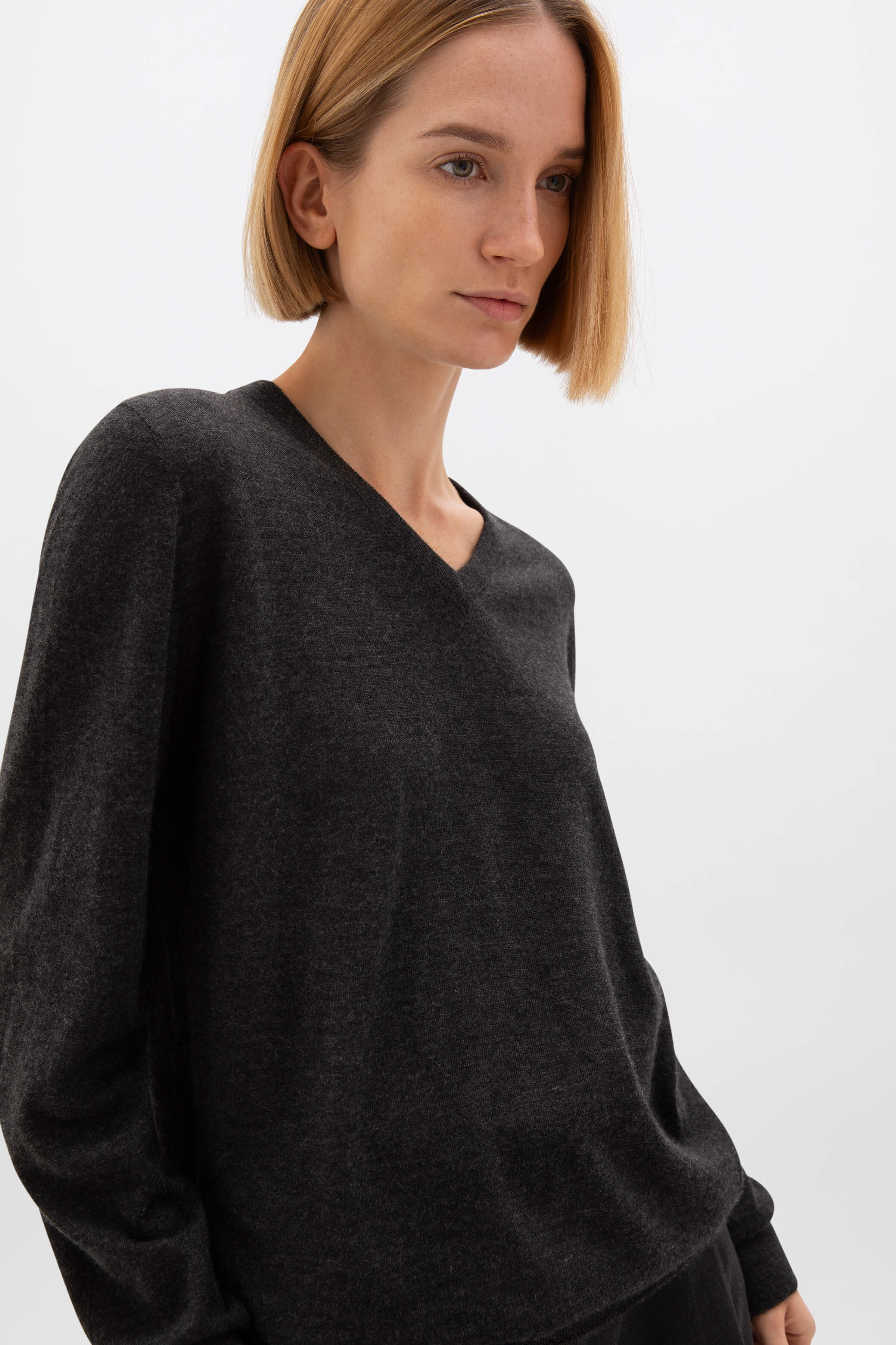 Superfine Cashmere Charcoal V Neck Jumper