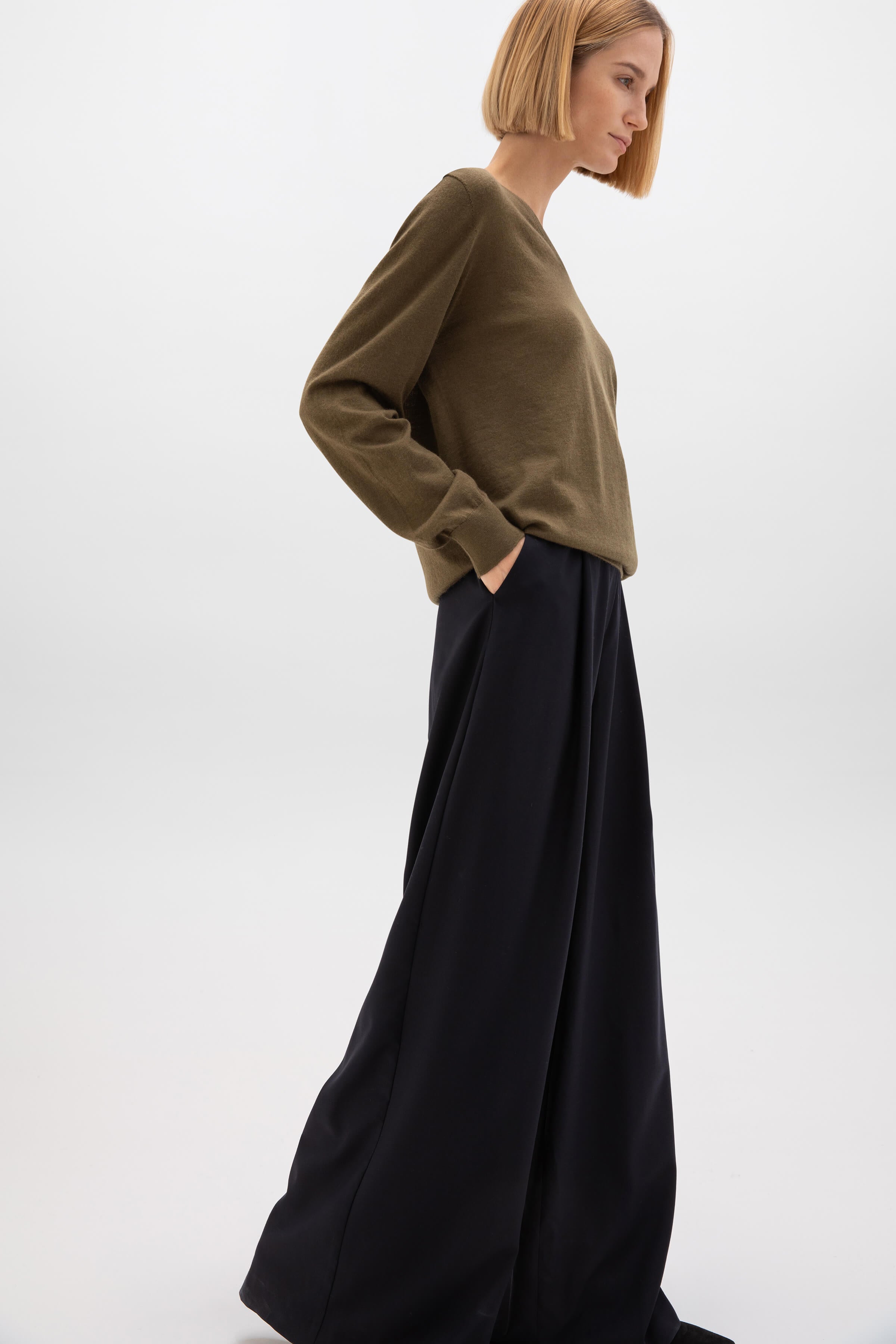 Superfine Cashmere V Neck Olive Green Jumper