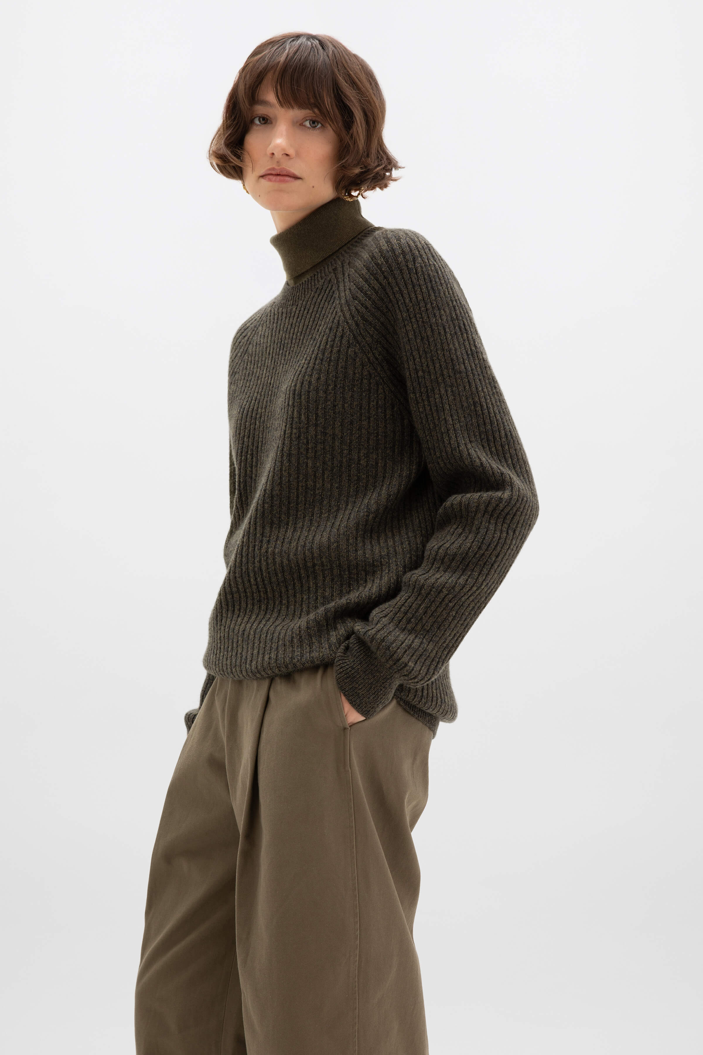 Ribbed Olive Green Cashmere Jumper